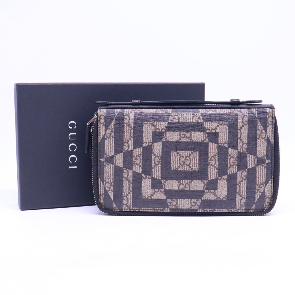 Beige Printed GG Supreme and Leather Zip Around Travel Clutch W20604