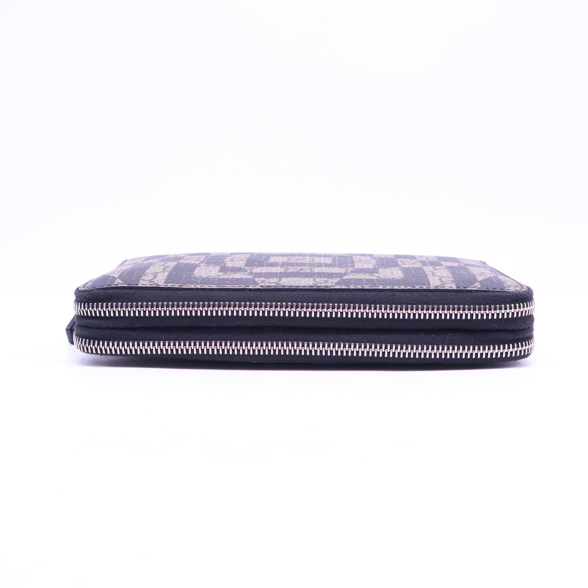 Beige Printed GG Supreme and Leather Zip Around Travel Clutch W20604