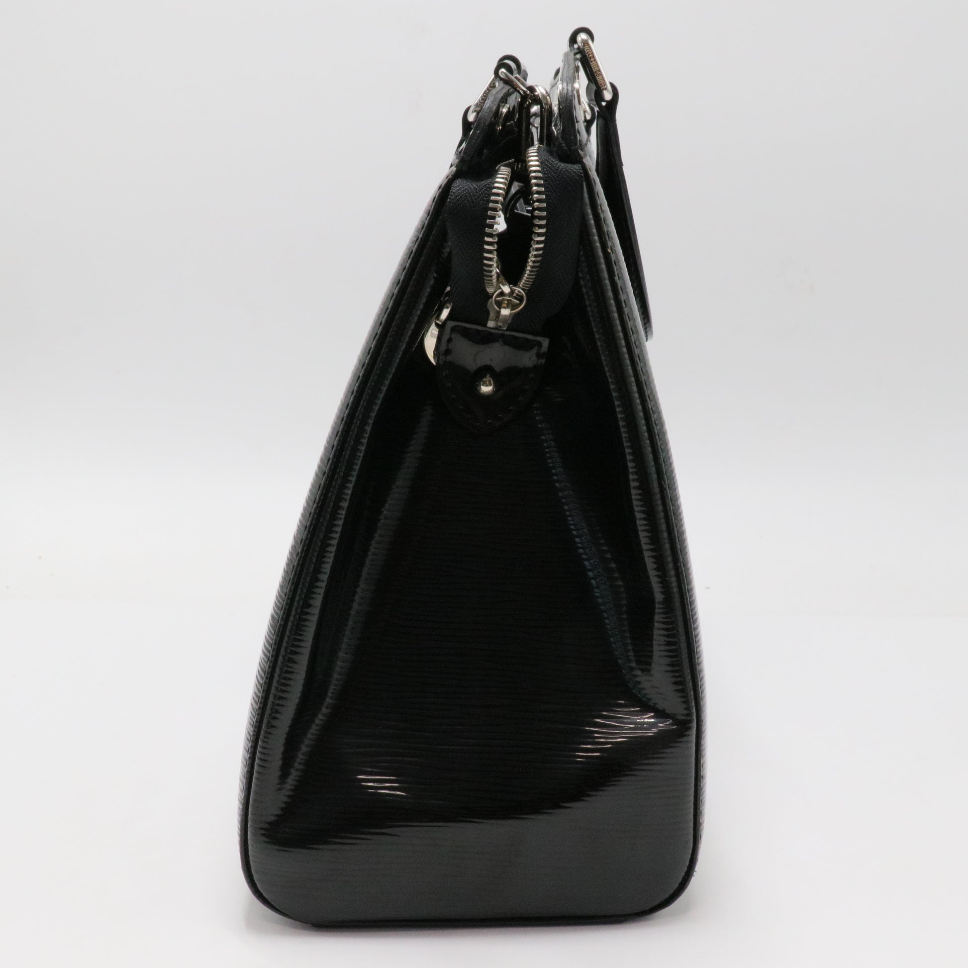 Epi Leather Brea