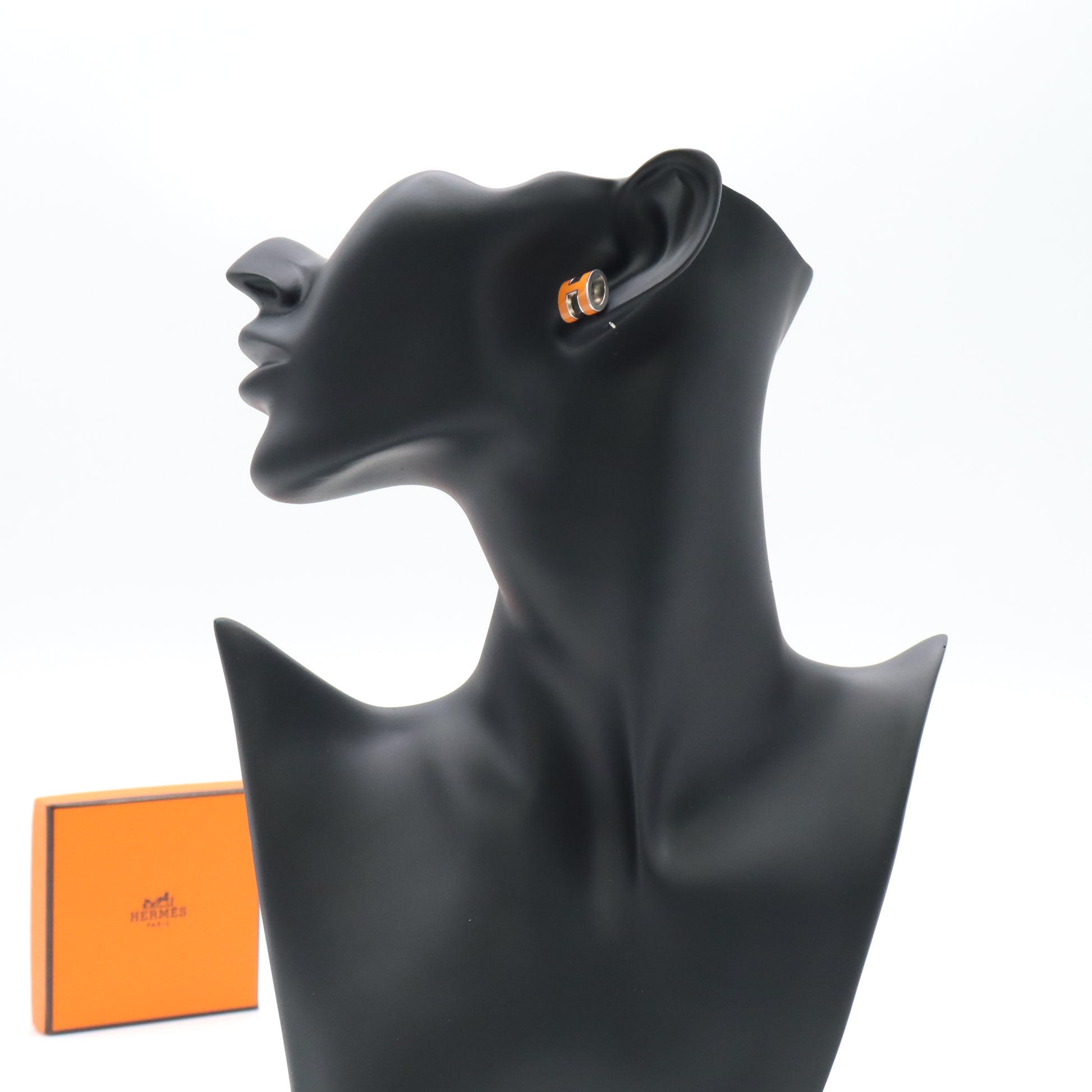Hermes Pop H Earrings W21786