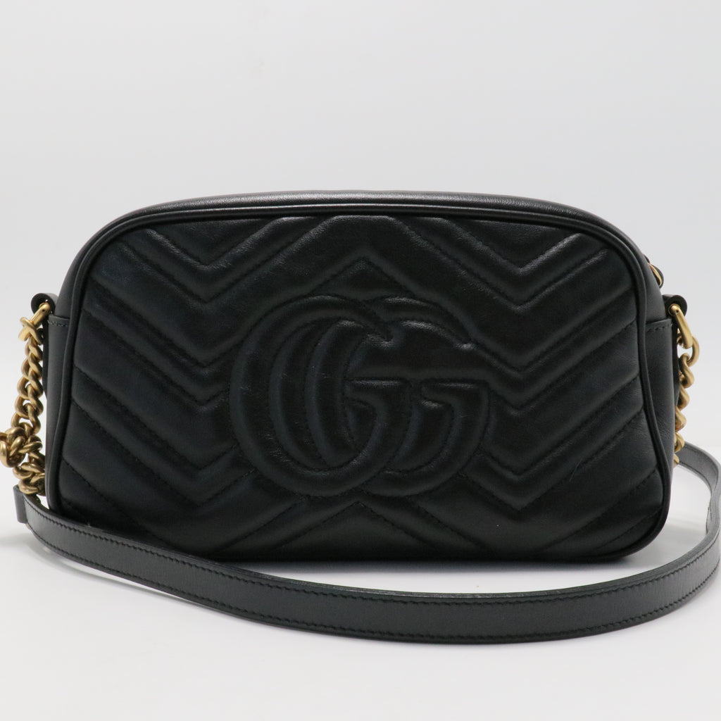 GG Marmont Shoulder Bag Matelasse Leather Small