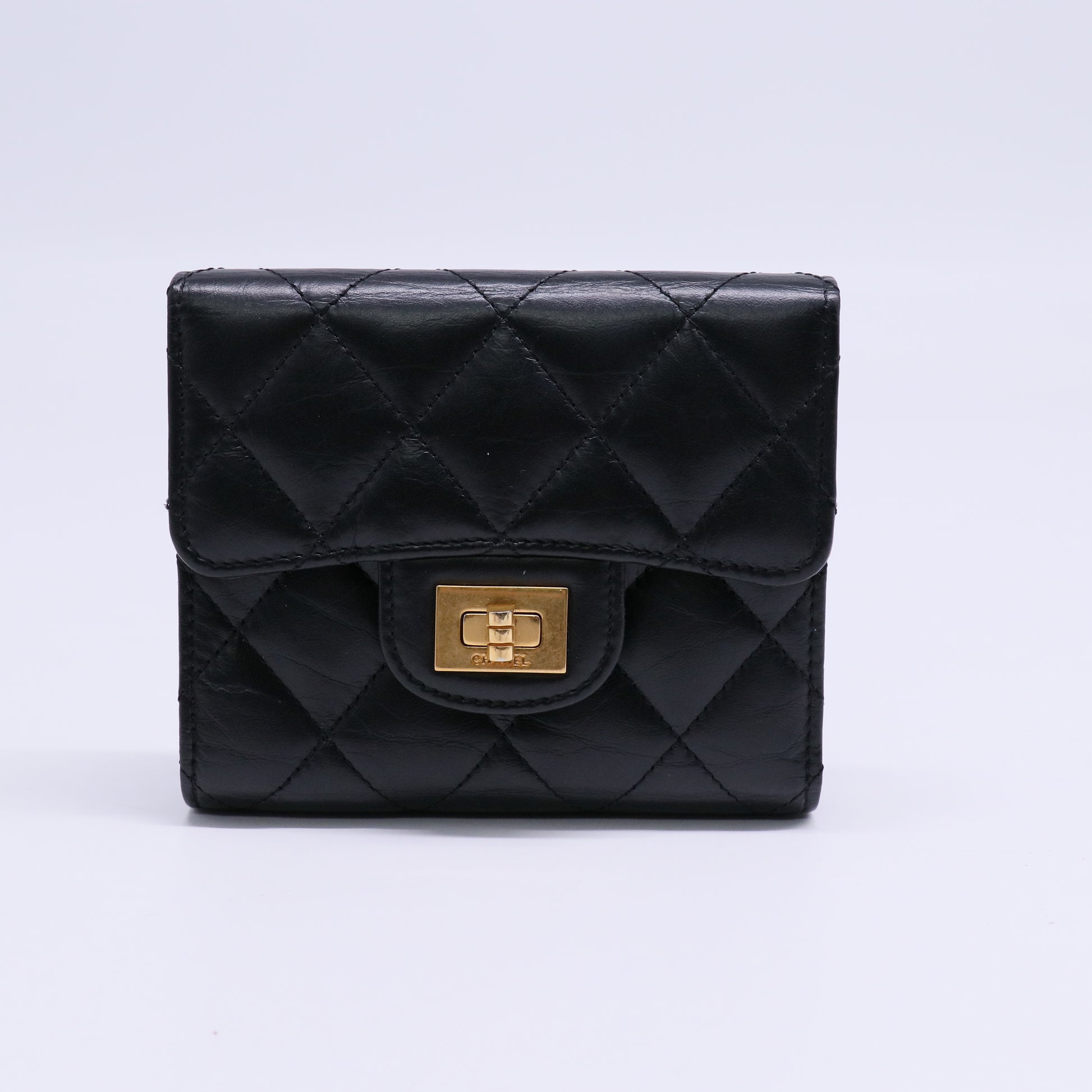 Small Classic Flap Wallet 2.55 Black Leather  W20363