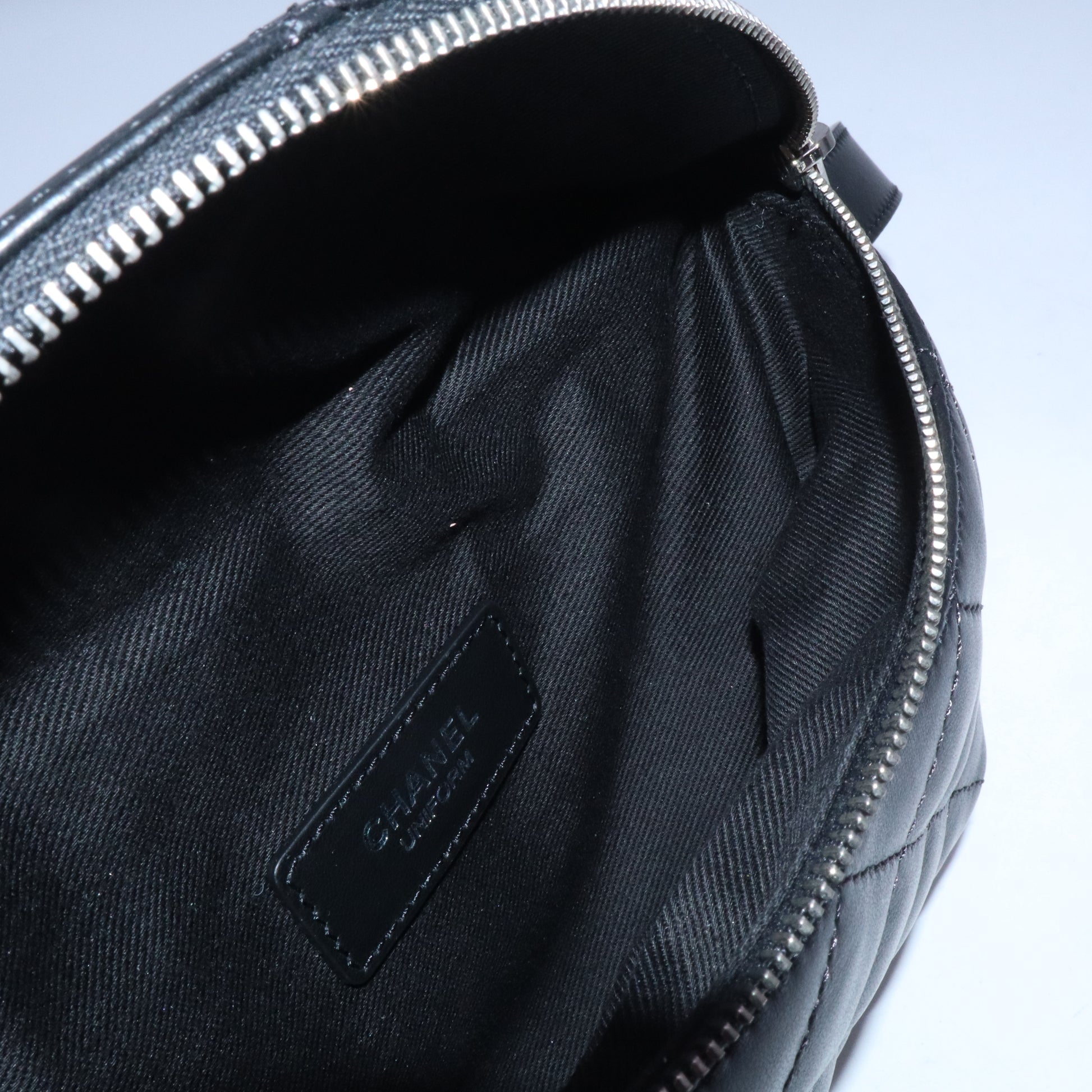 Calfskin Quilted Uniform Waist Belt Bag Black B21324