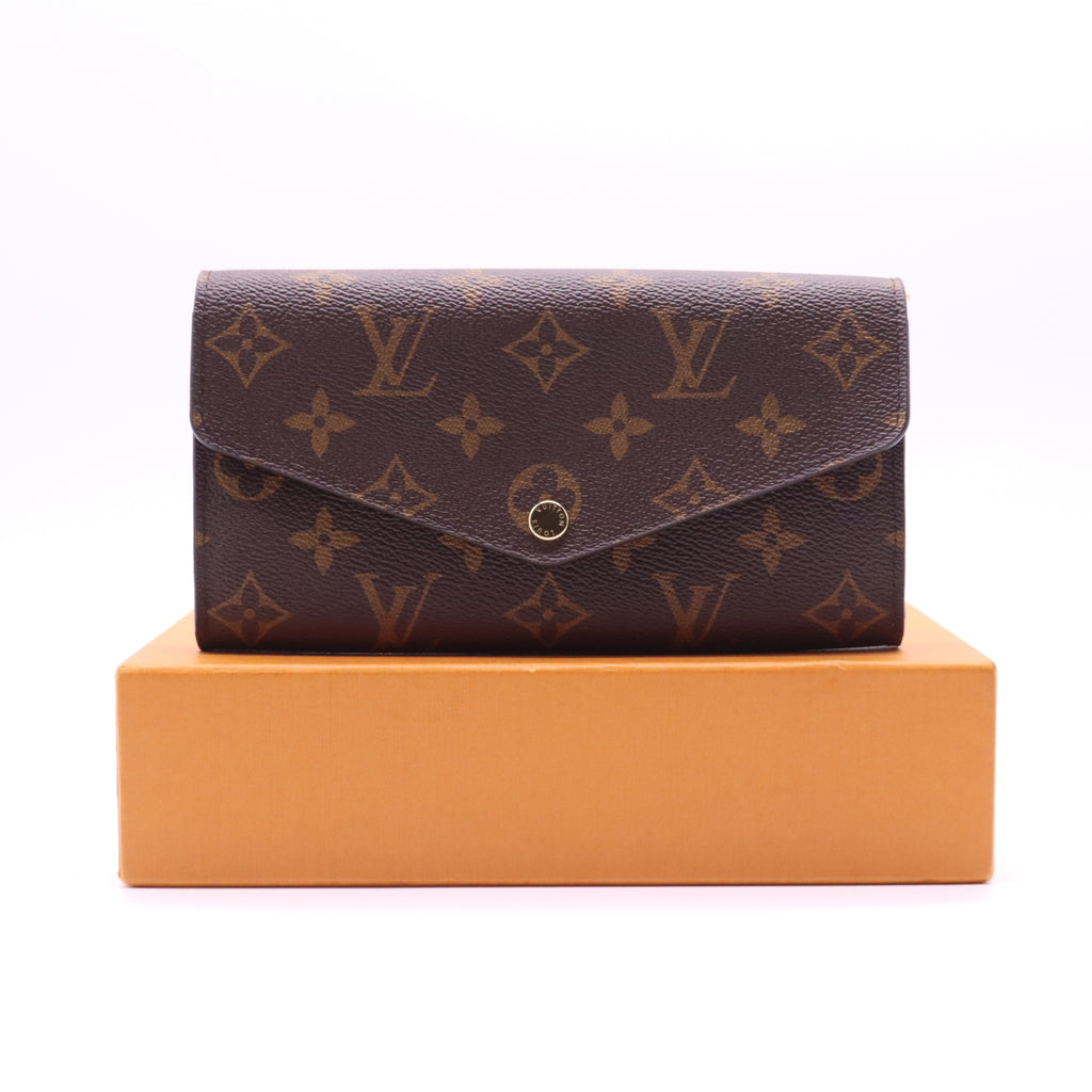 Sarah Wallet Monogram W21495