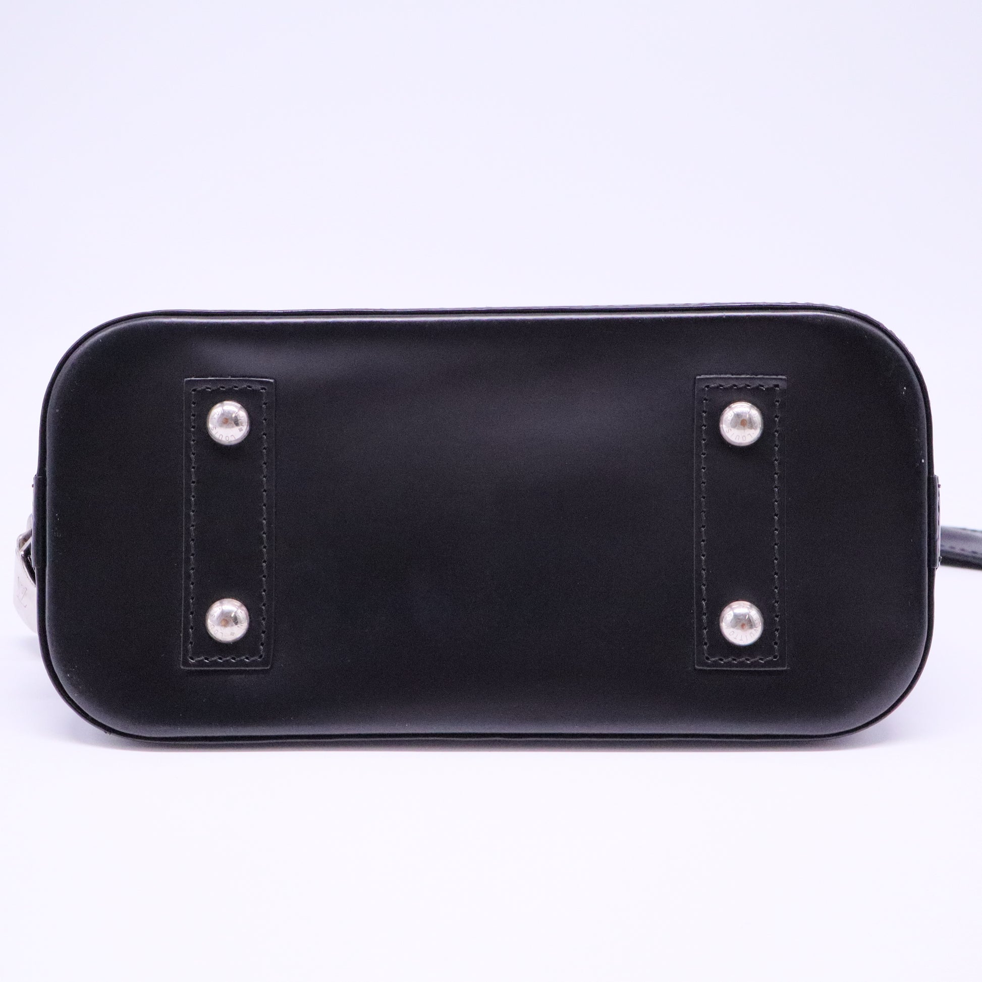 Epi Leather Alma BB Black