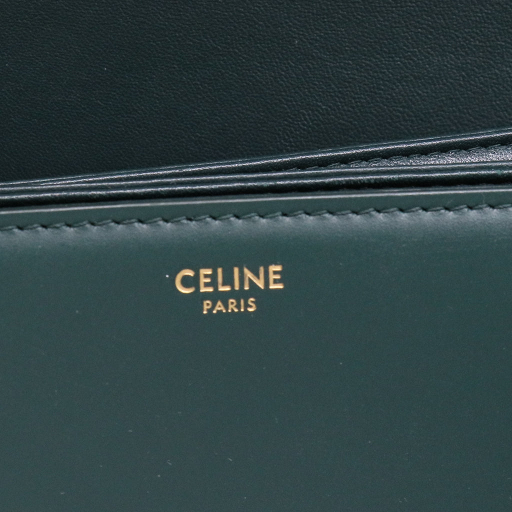 Triomphe Shoulder Bag Smooth Calfskin Medium Twins