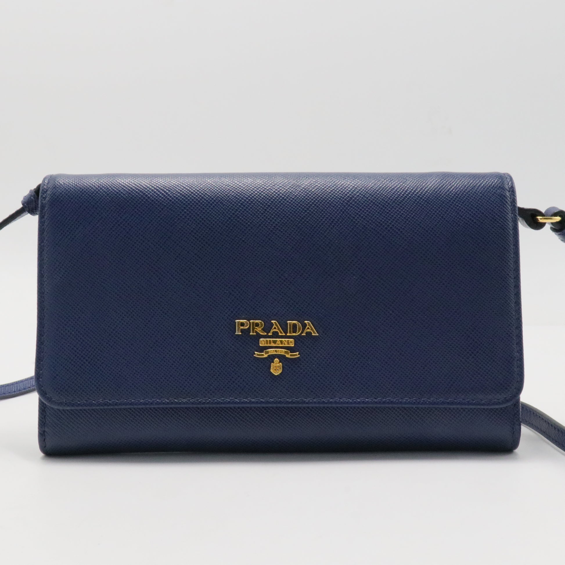 Wallet on Chain Saffiano Leather