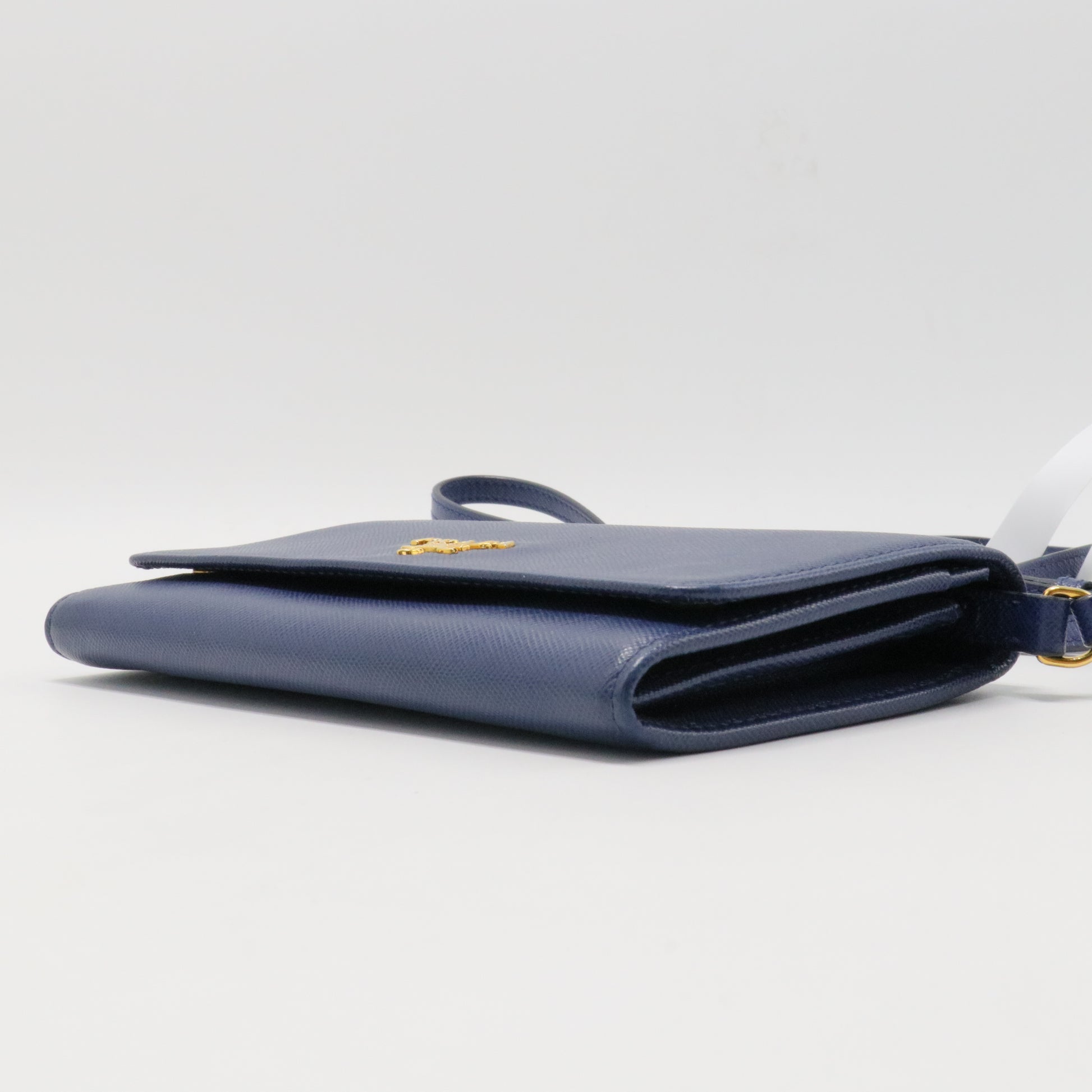 Wallet on Chain Saffiano Leather
