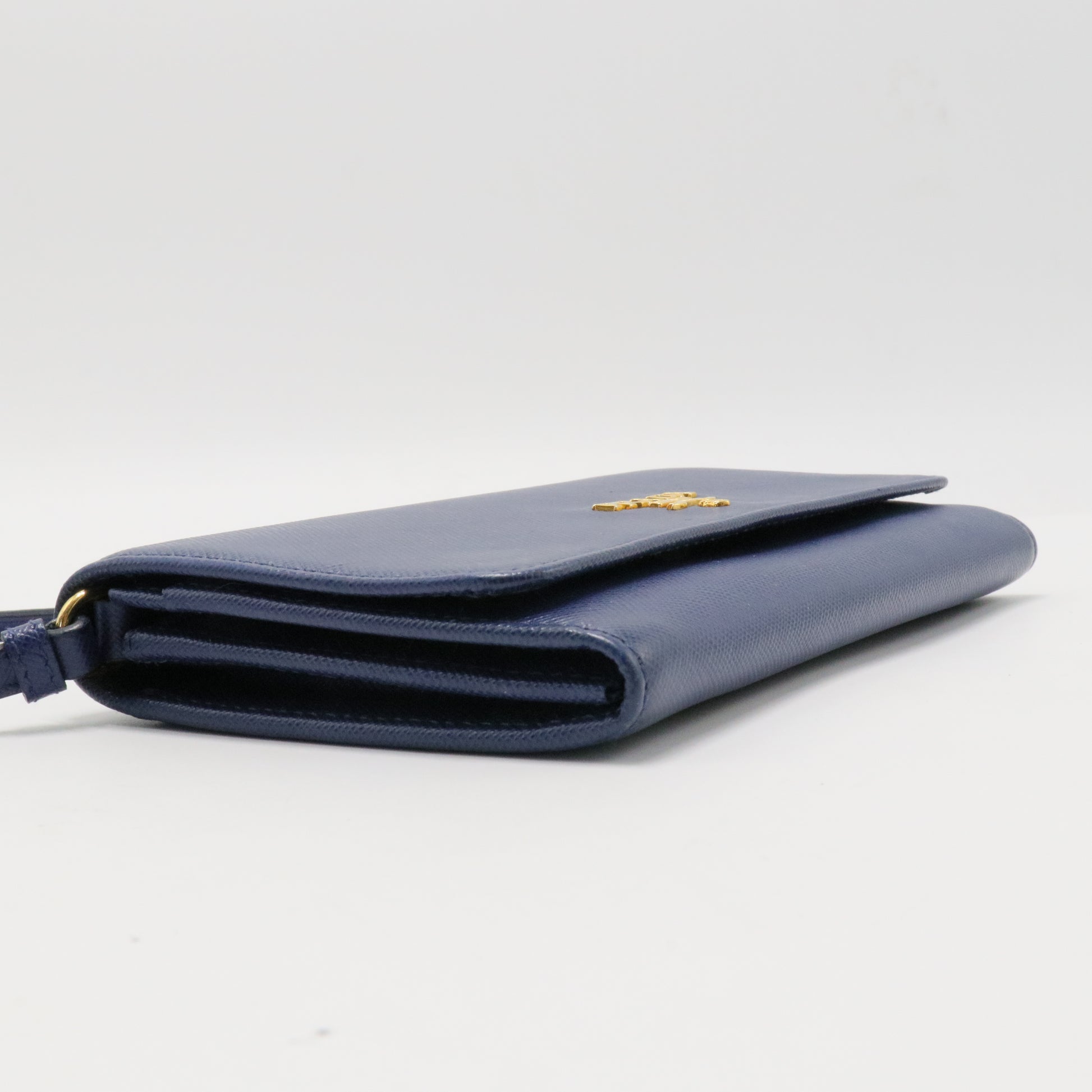 Wallet on Chain Saffiano Leather