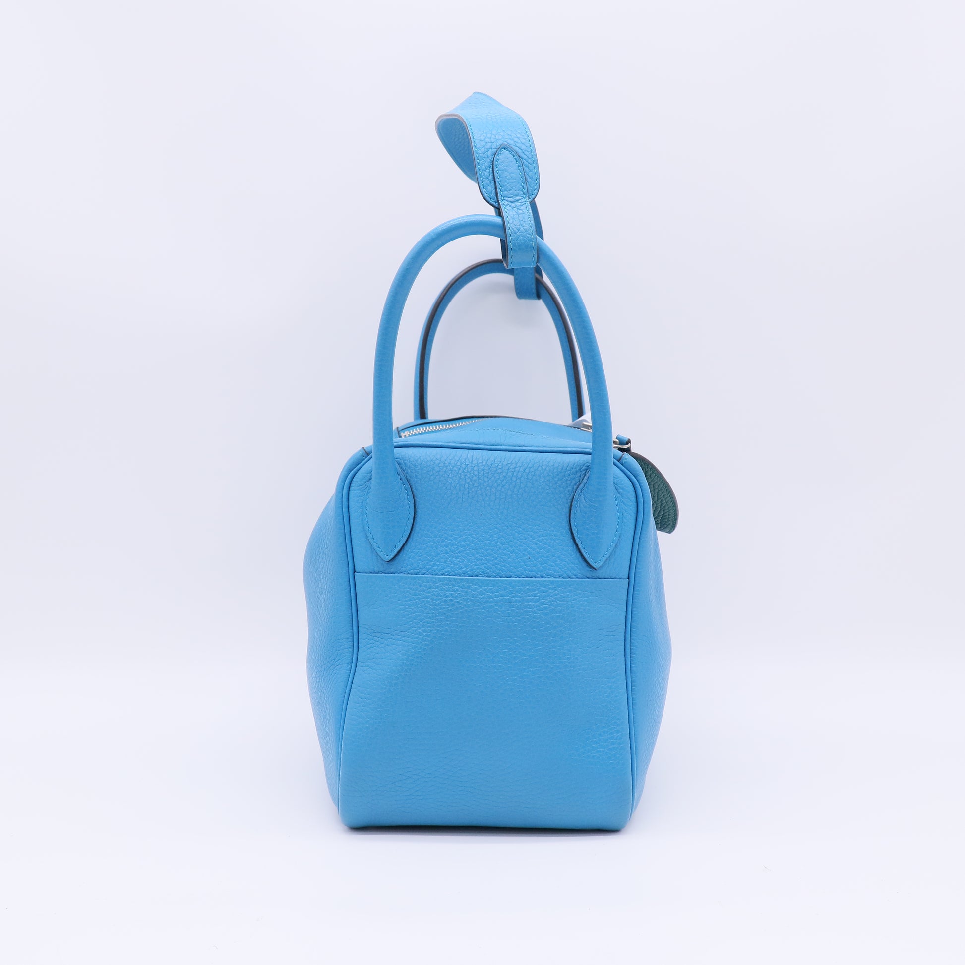 Hermès Lindy 26 Bag B23298