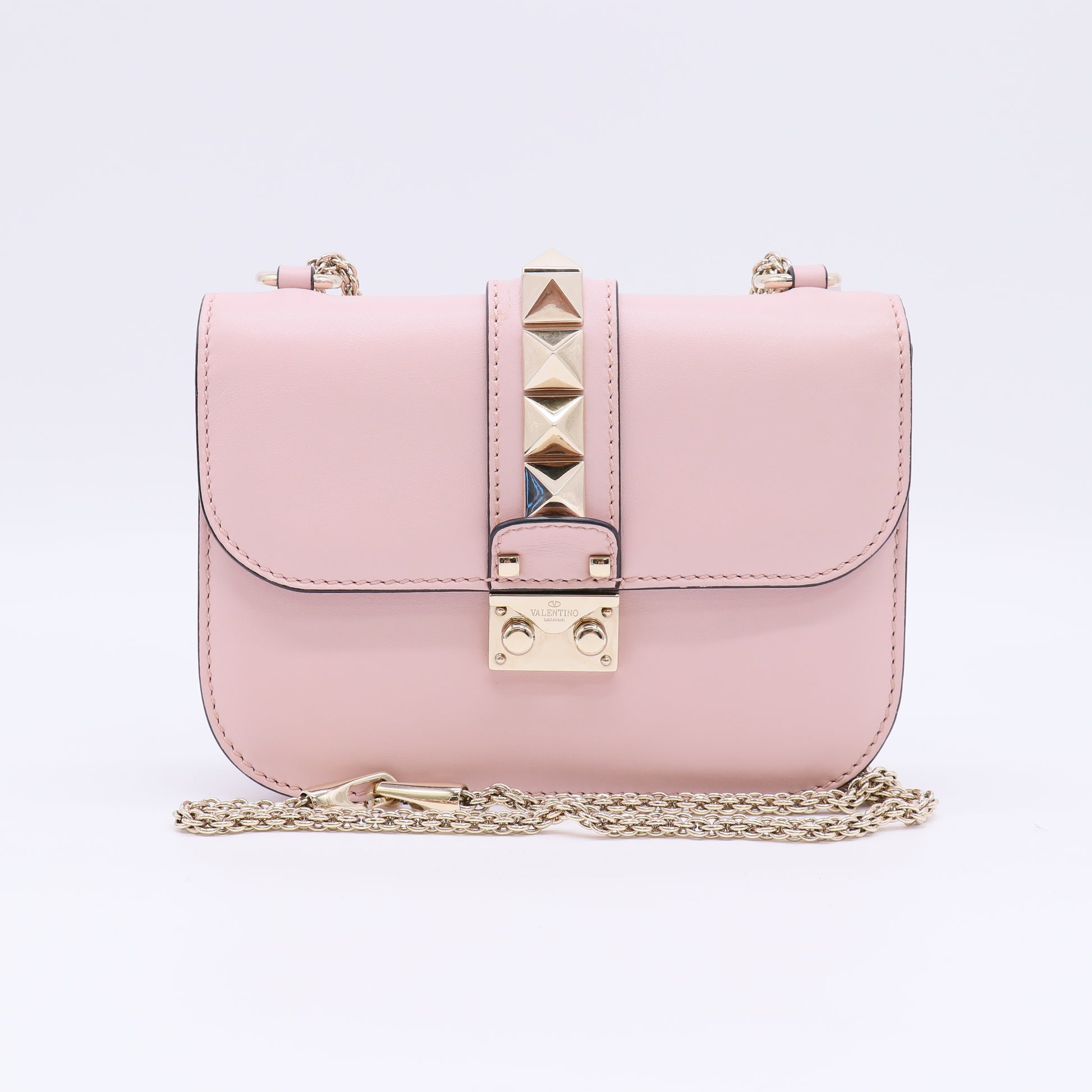 Valentino Garavani Rockstud Glam Lock Flap Bag B23425
