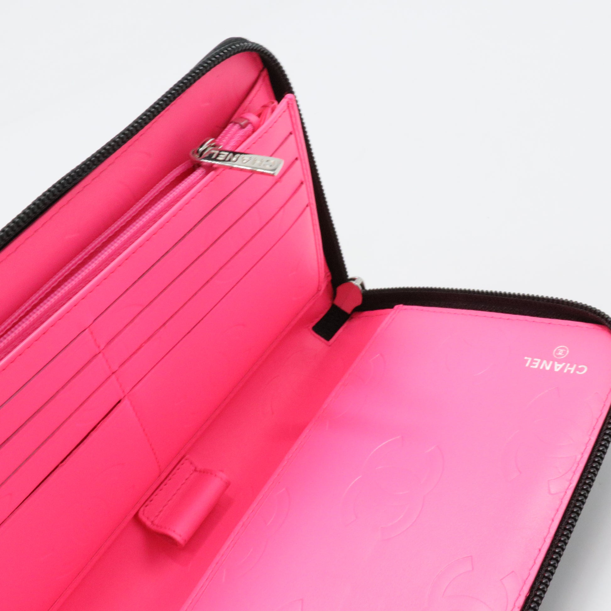 Cambon Zip Around Organizer Wallet Quilted