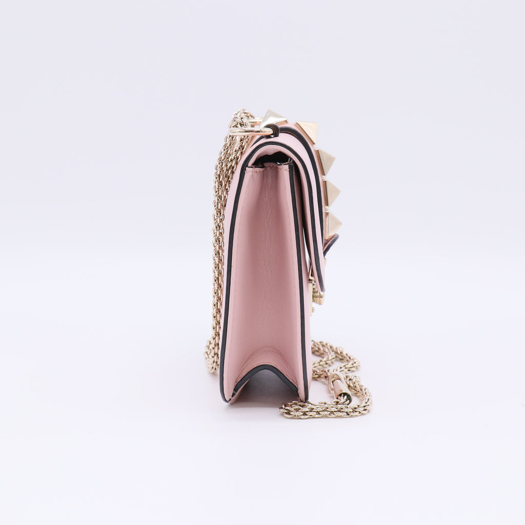 Valentino Garavani Rockstud Glam Lock Flap Bag B23425