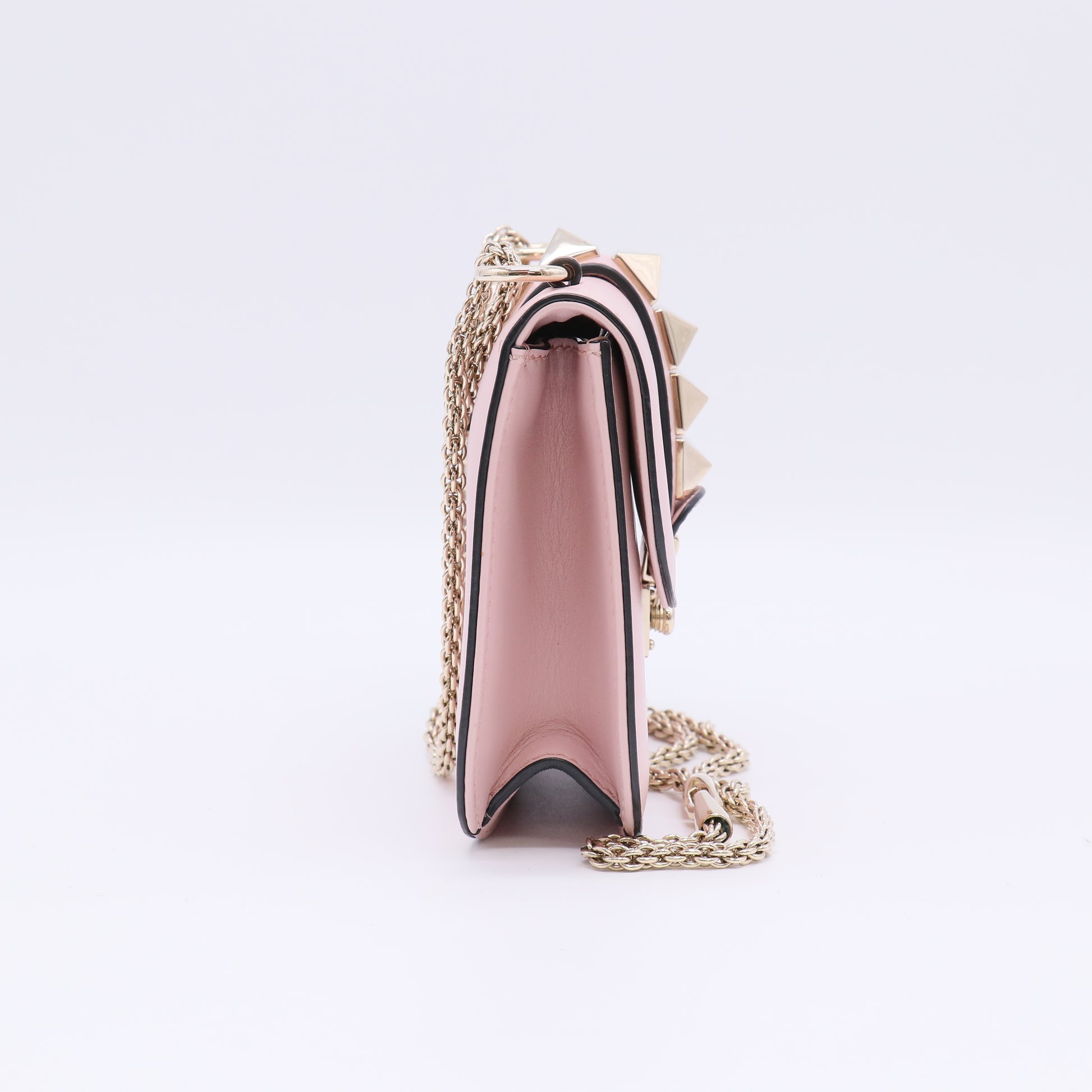Valentino Garavani Rockstud Glam Lock Flap Bag B23425