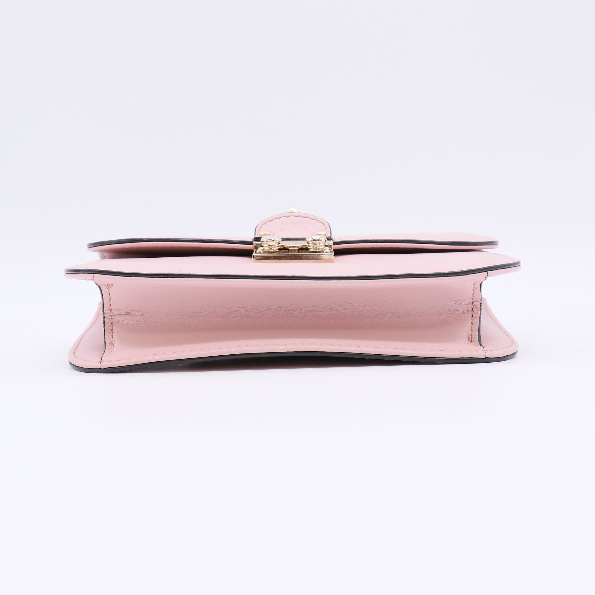 Valentino Garavani Rockstud Glam Lock Flap Bag B23425