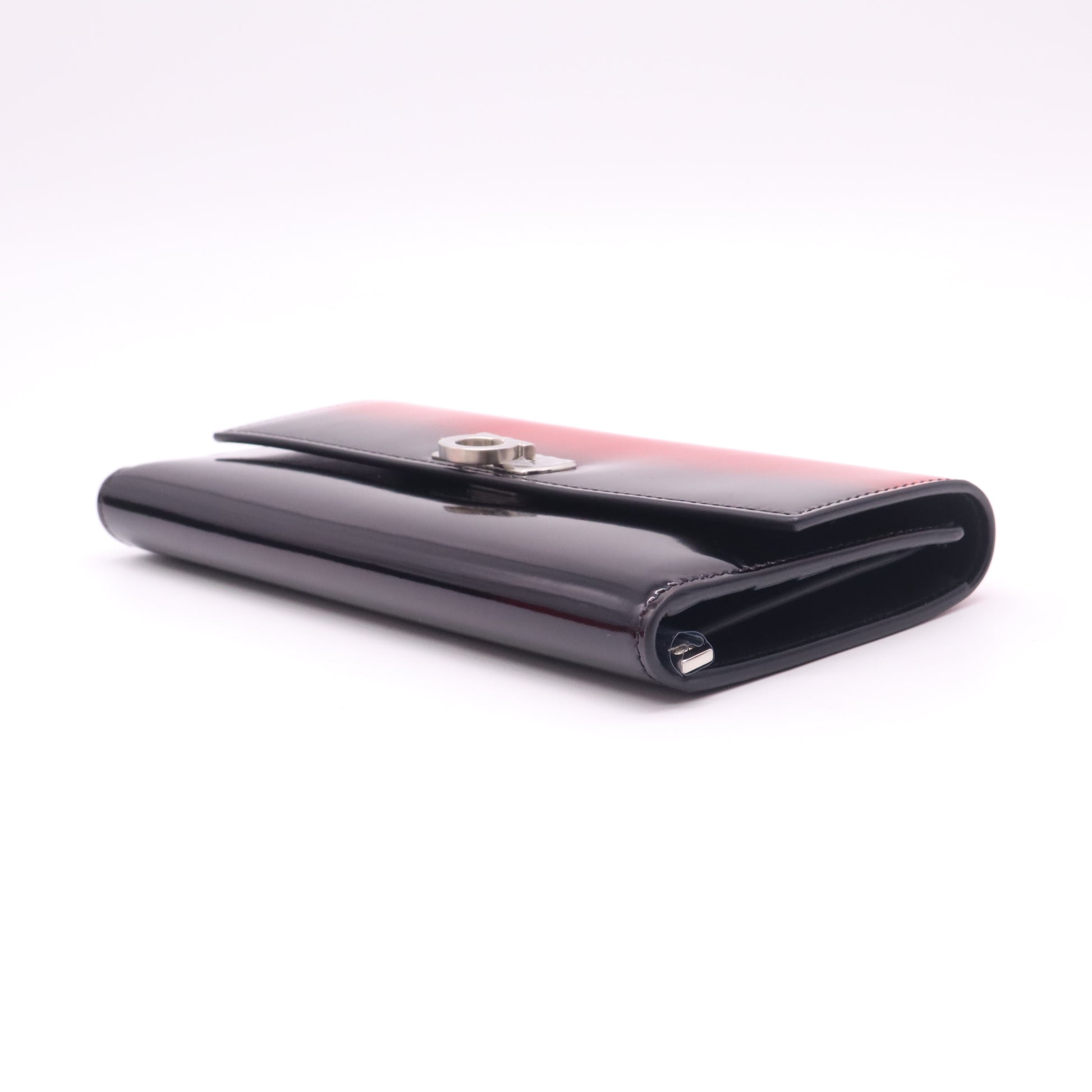 Gancini Continental Wallet in Patent Leather W22630