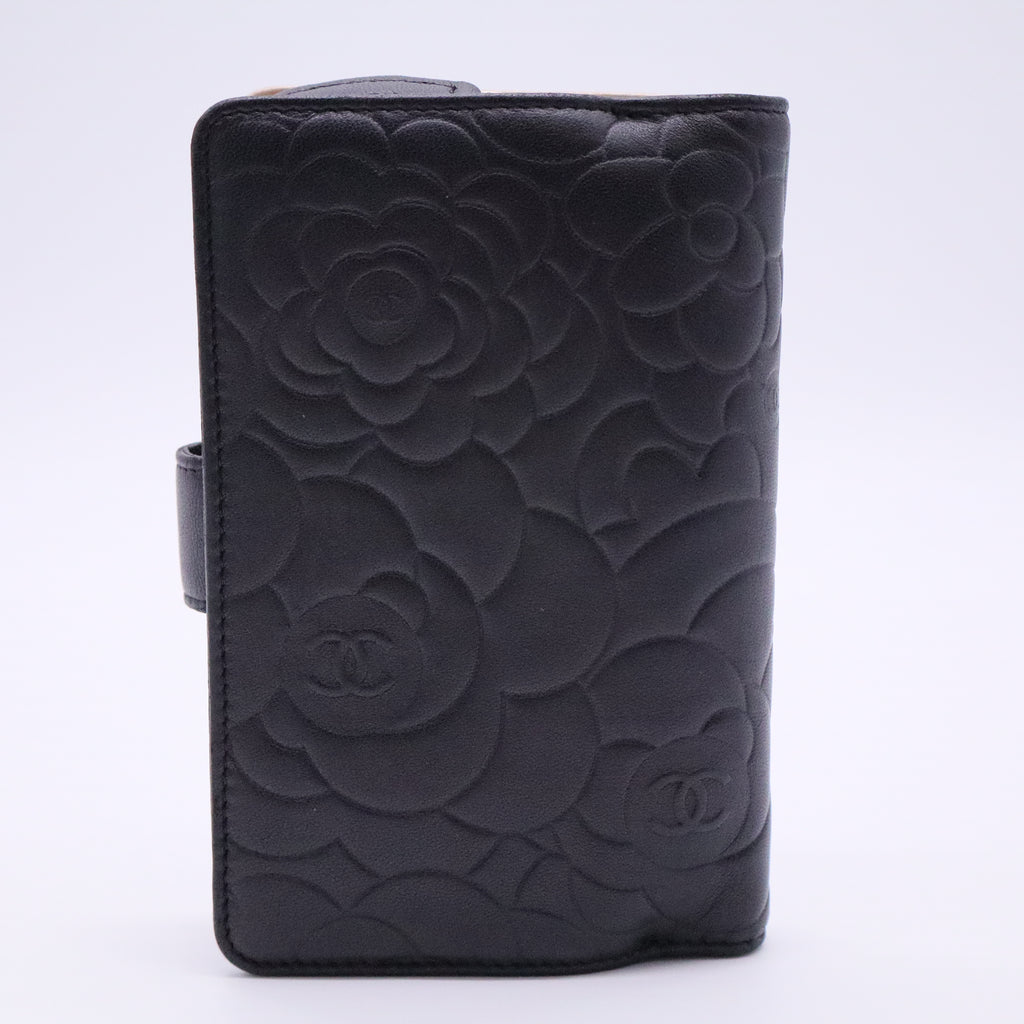 Lambskin Camellia Embossed Zipped Pocket Wallet