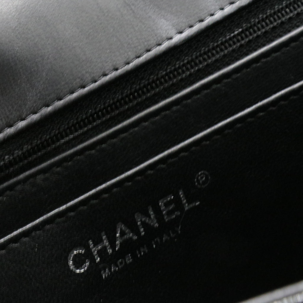 Classic Double Flap Bag Quilted Patent Jumbo  vbm