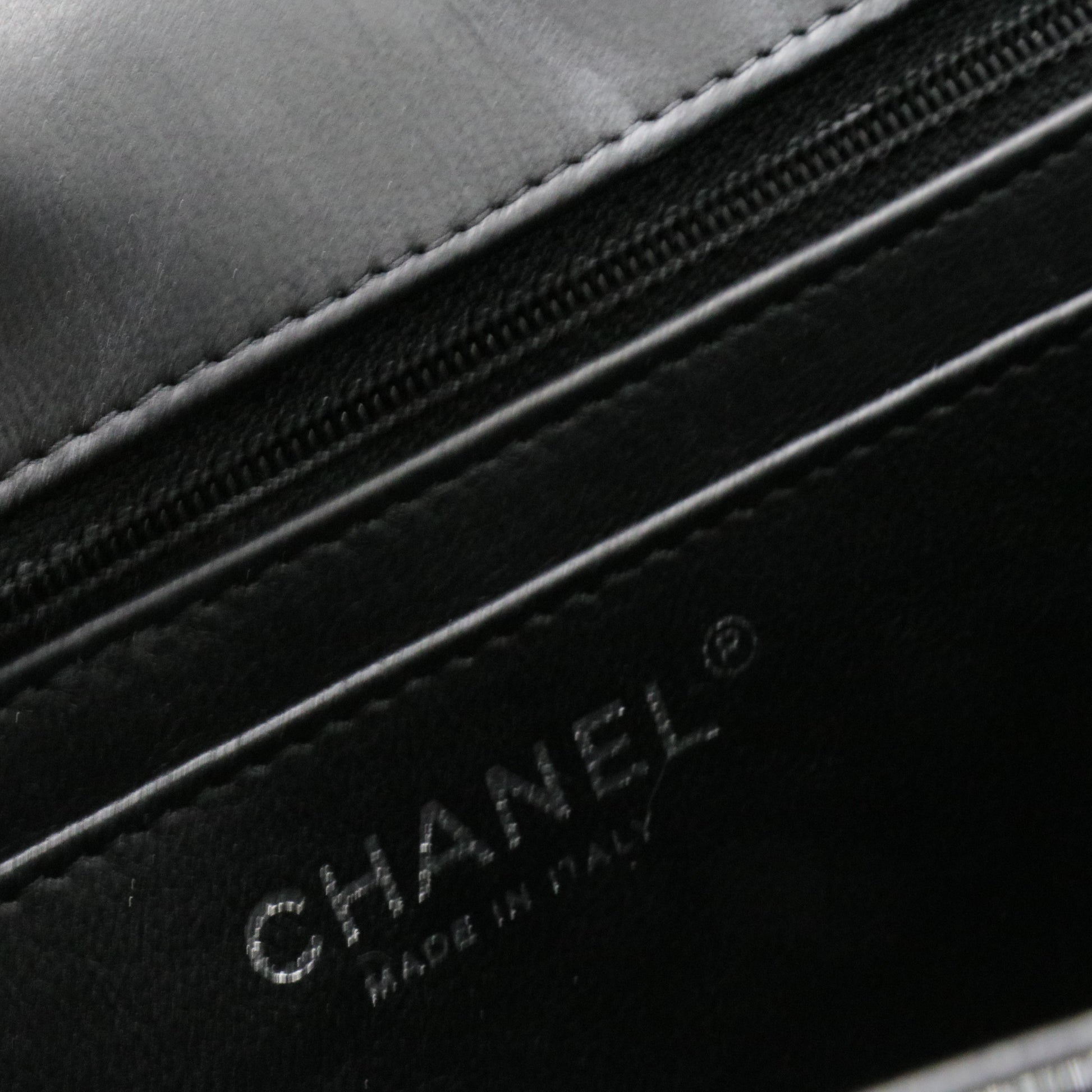 Classic Double Flap Bag Quilted Patent Jumbo  vbm