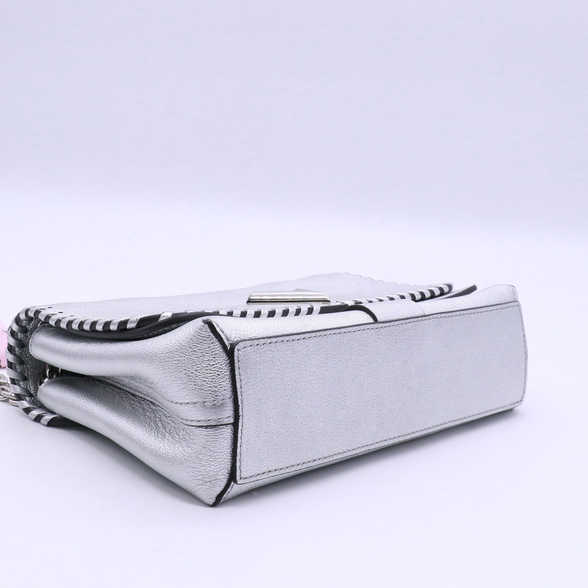 Metallic Cuir Plume Écume Very Chain Shoulder Bag Twins  LDJ3632