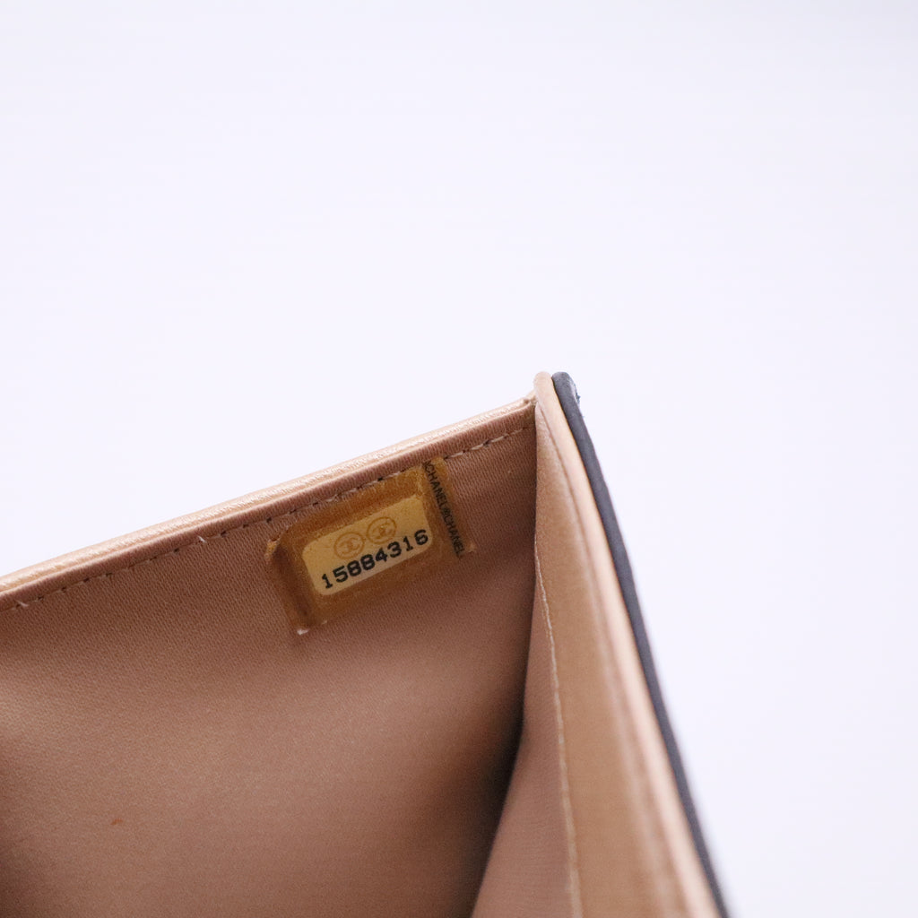 Lambskin Camellia Embossed Zipped Pocket Wallet