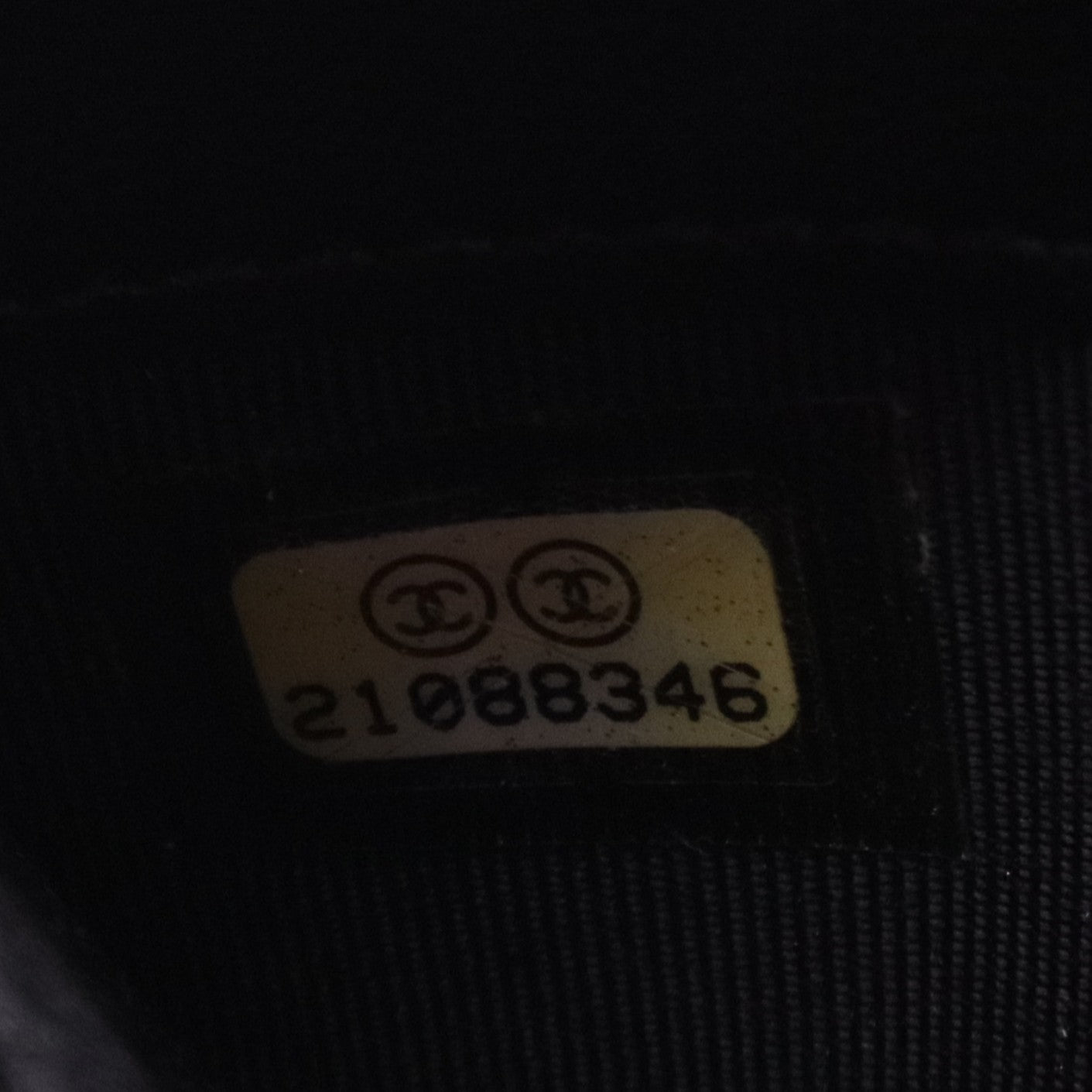 2011-2012 Interlocking CC Logo Trifold Wallet