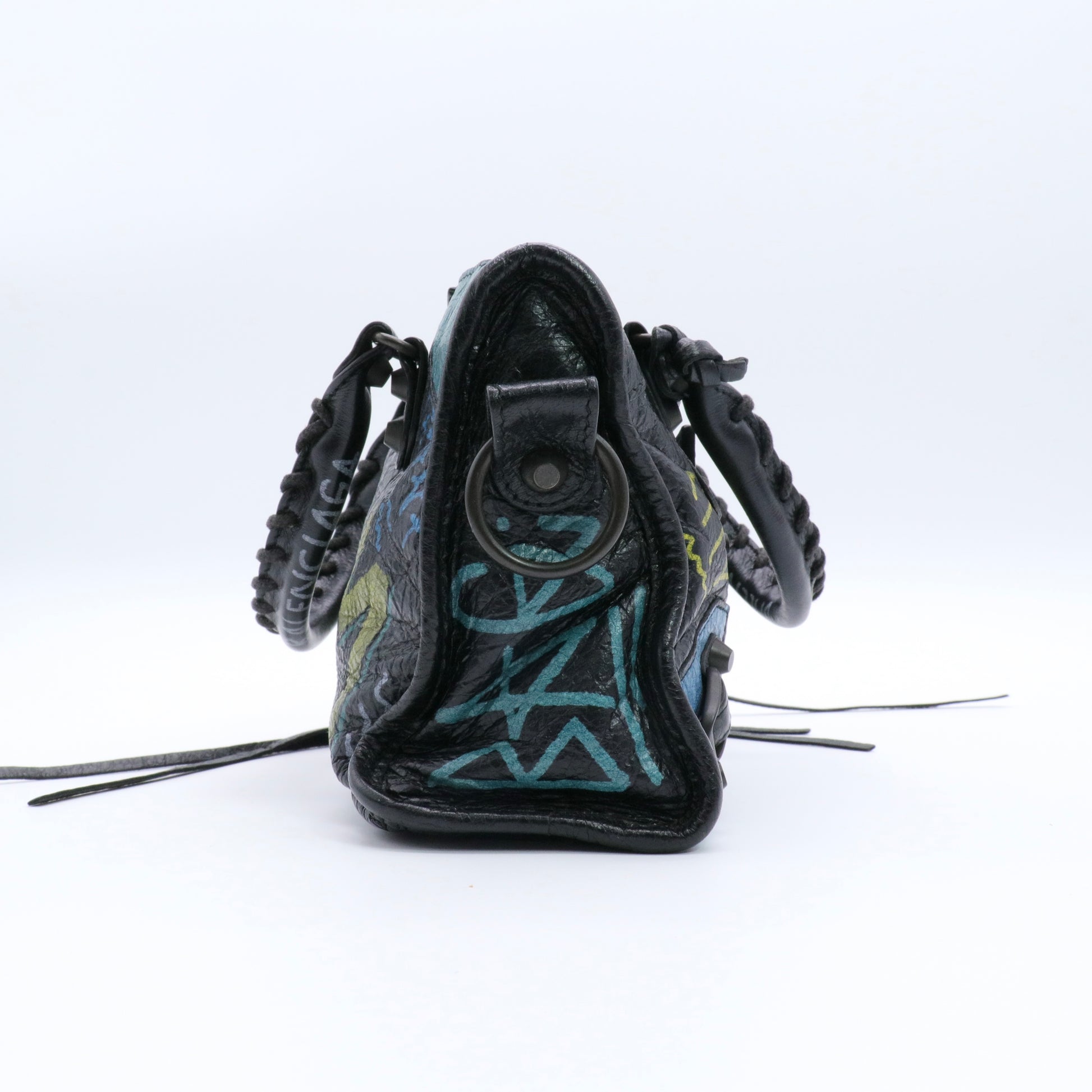 Agneau Arena Graffiti All Over Classic Hardware Mini City Black Multicolor twins