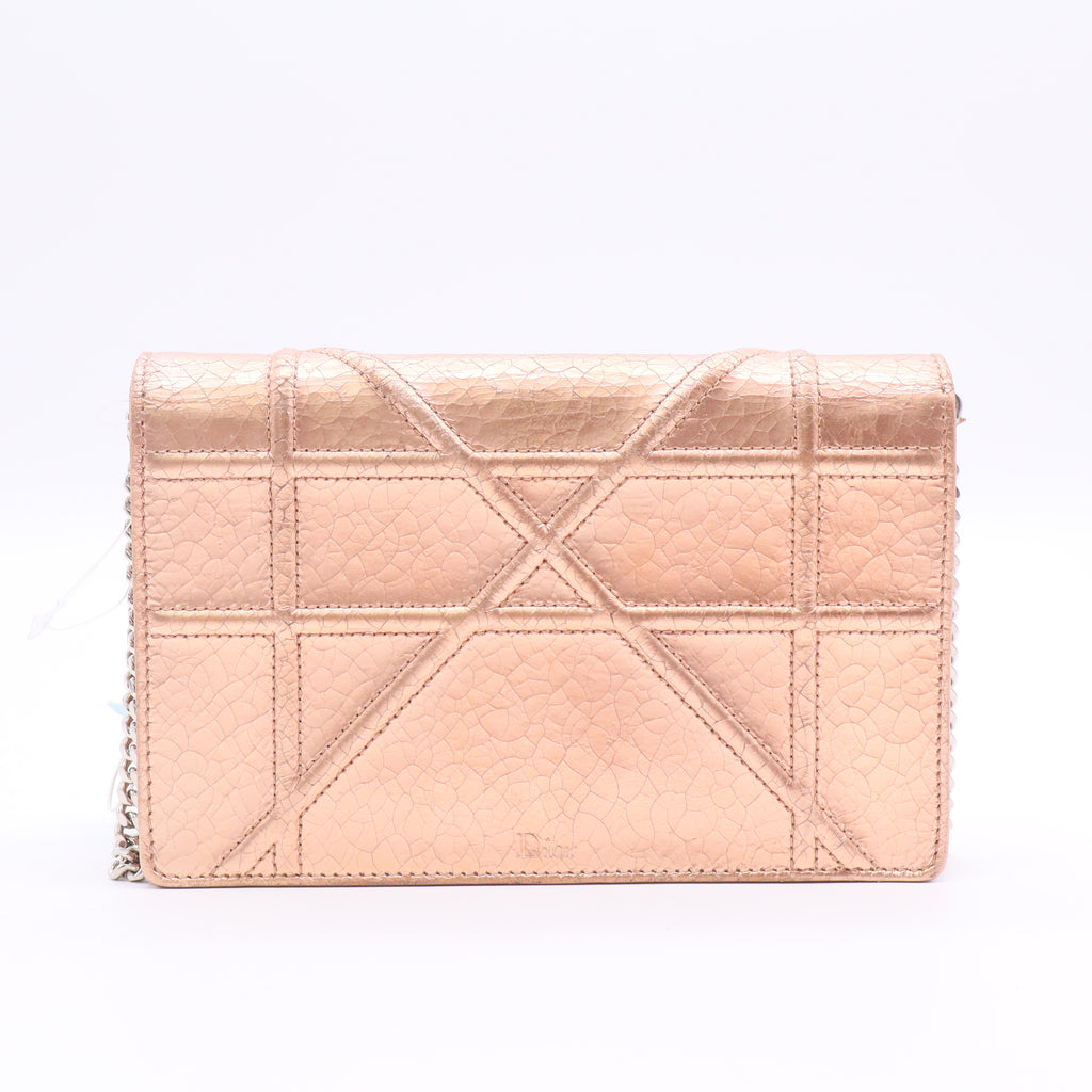 Gold Metallic Ceramic Effect Diorama Wallet on Chain Golden Twins LDJ3031