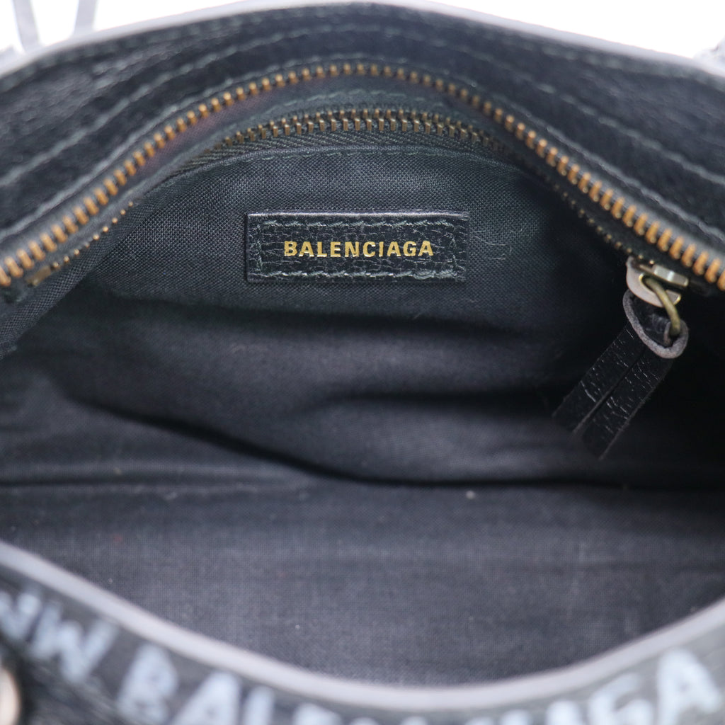 Agneau Arena Graffiti All Over Classic Hardware Mini City Black Multicolor twins