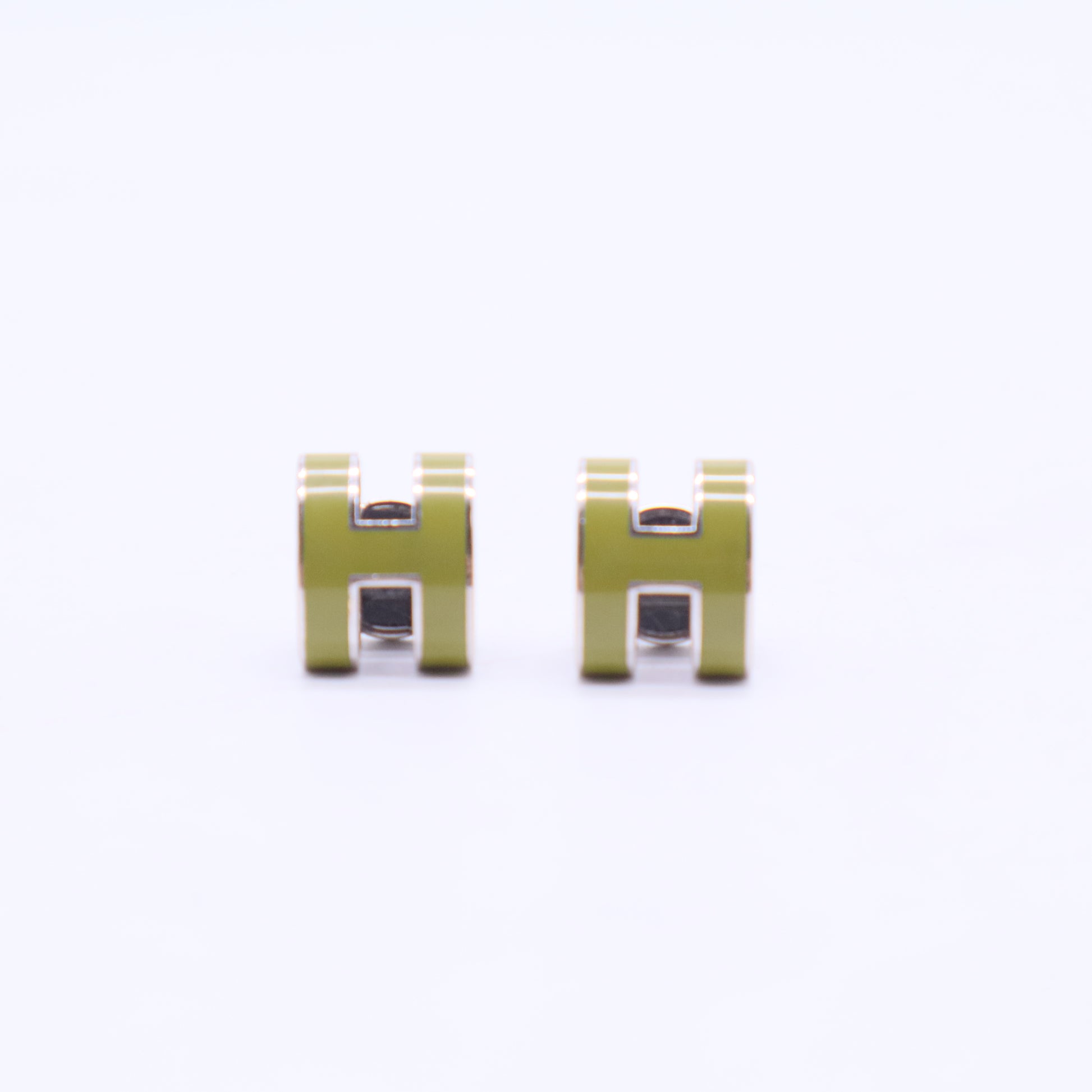 Pop H Green Stud Earrings Silvery W20319