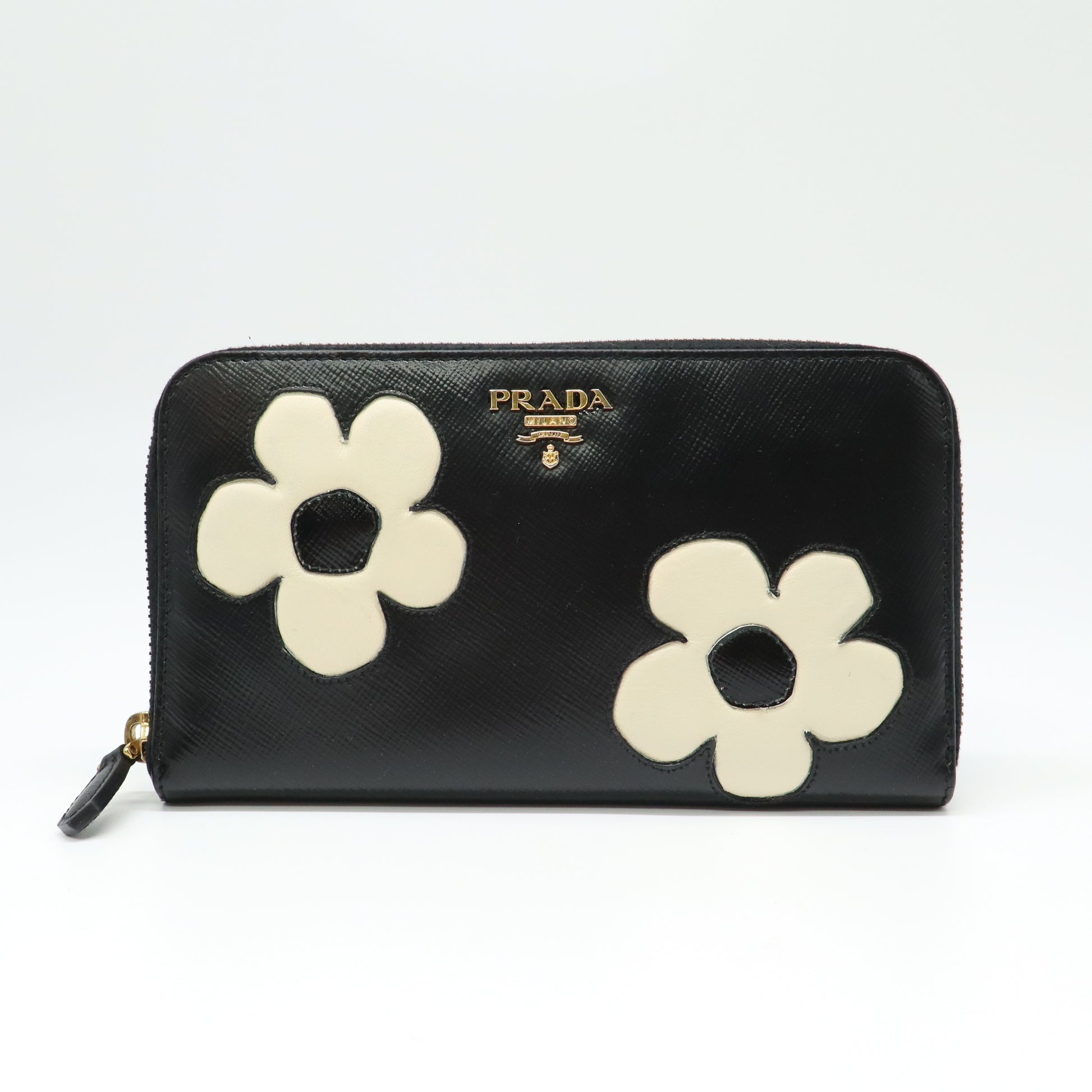 Black/White Patent Saffiano Leather Flower Long Zip Wallet W21757