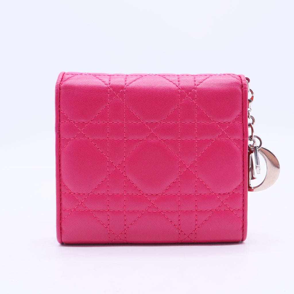 Leather Compact Wallet w Tag W20342