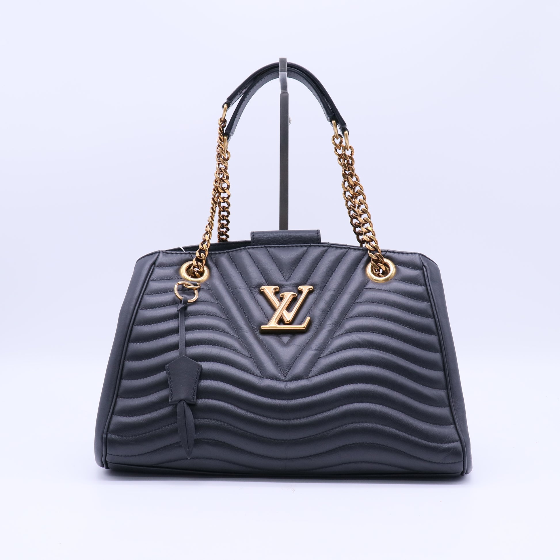 New Wave Chain Tote Quilted Leather Twins LDJ4114