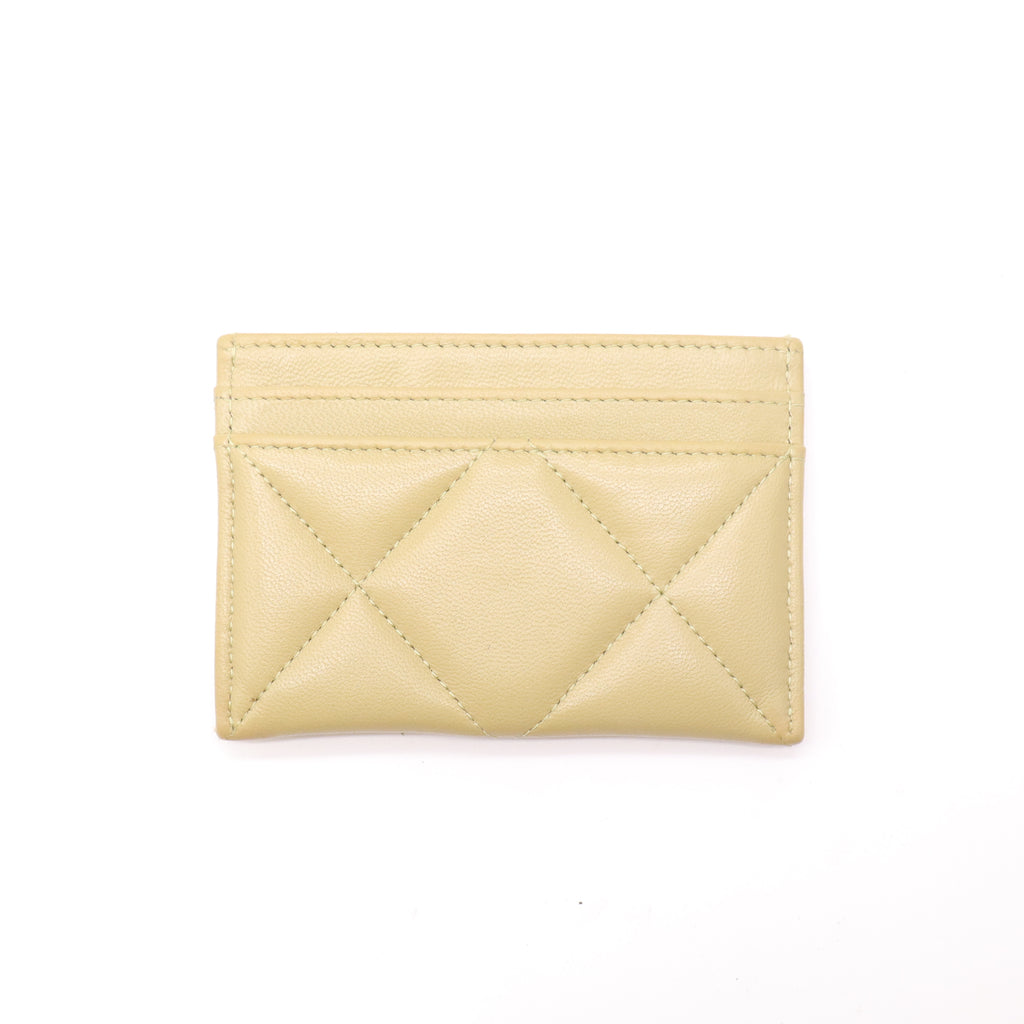 Chanel 19 Card Holder in Beige/Light Yellow Lambskin W22594
