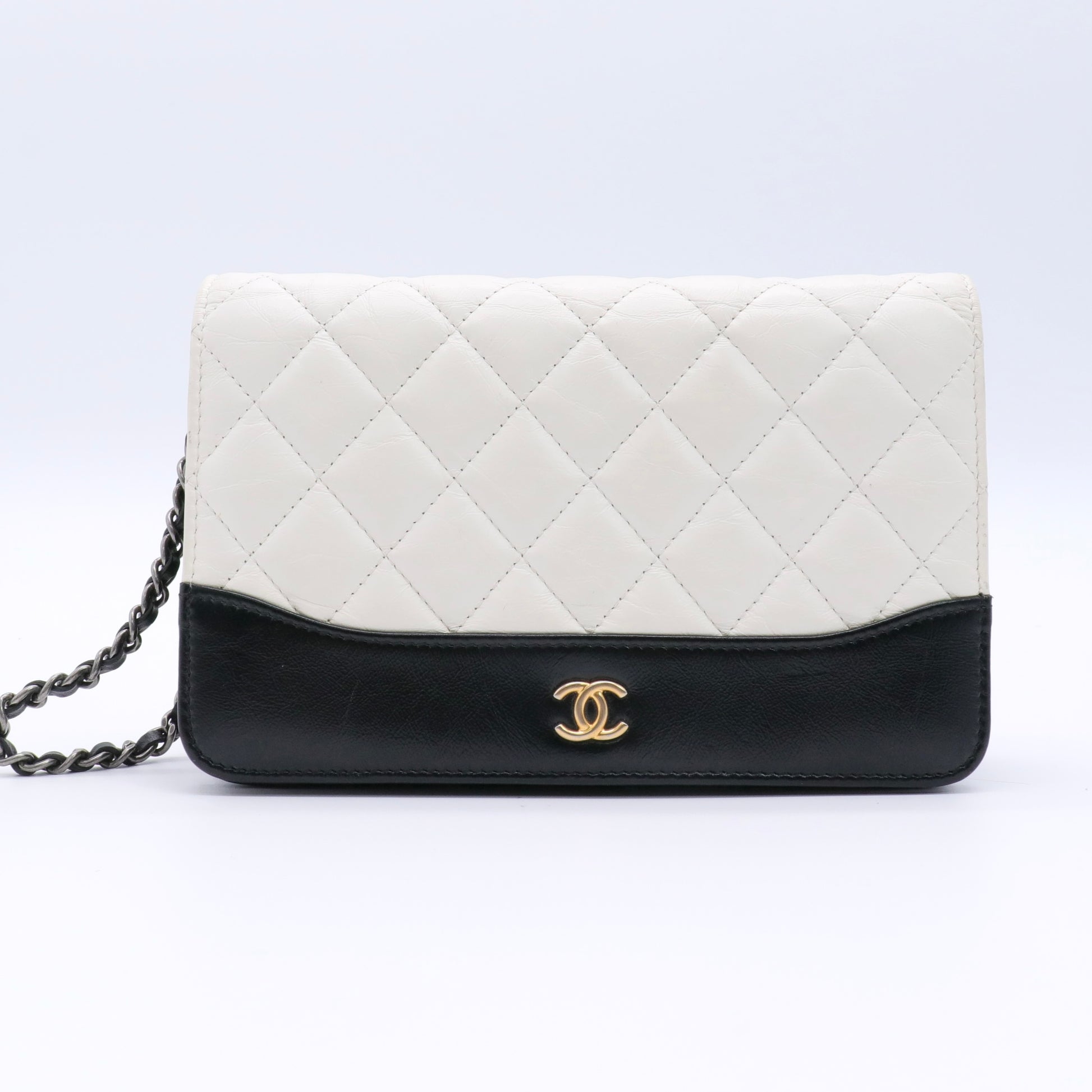 Aged Calfskin Quilted Gabrielle Wallet On Chain WOC Beige Black Twins