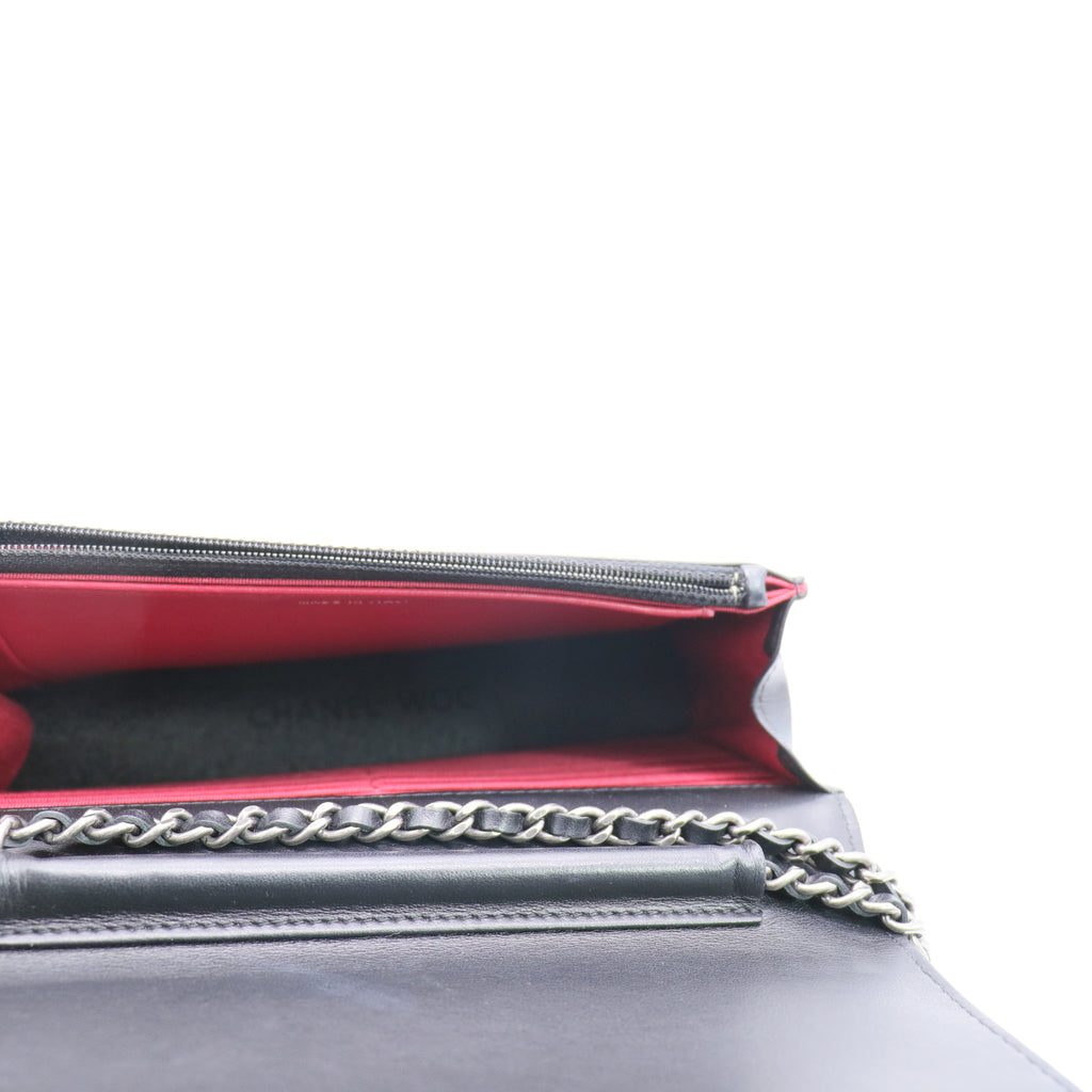 Aged Calfskin Quilted Gabrielle Wallet On Chain WOC Beige Black Twins