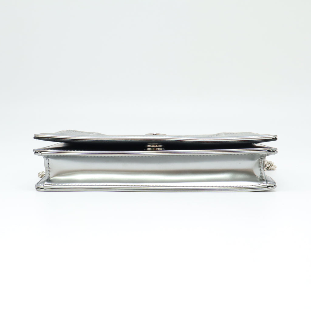 Diorama Wallet on Chain Cannage Embossed Calfskin B22416