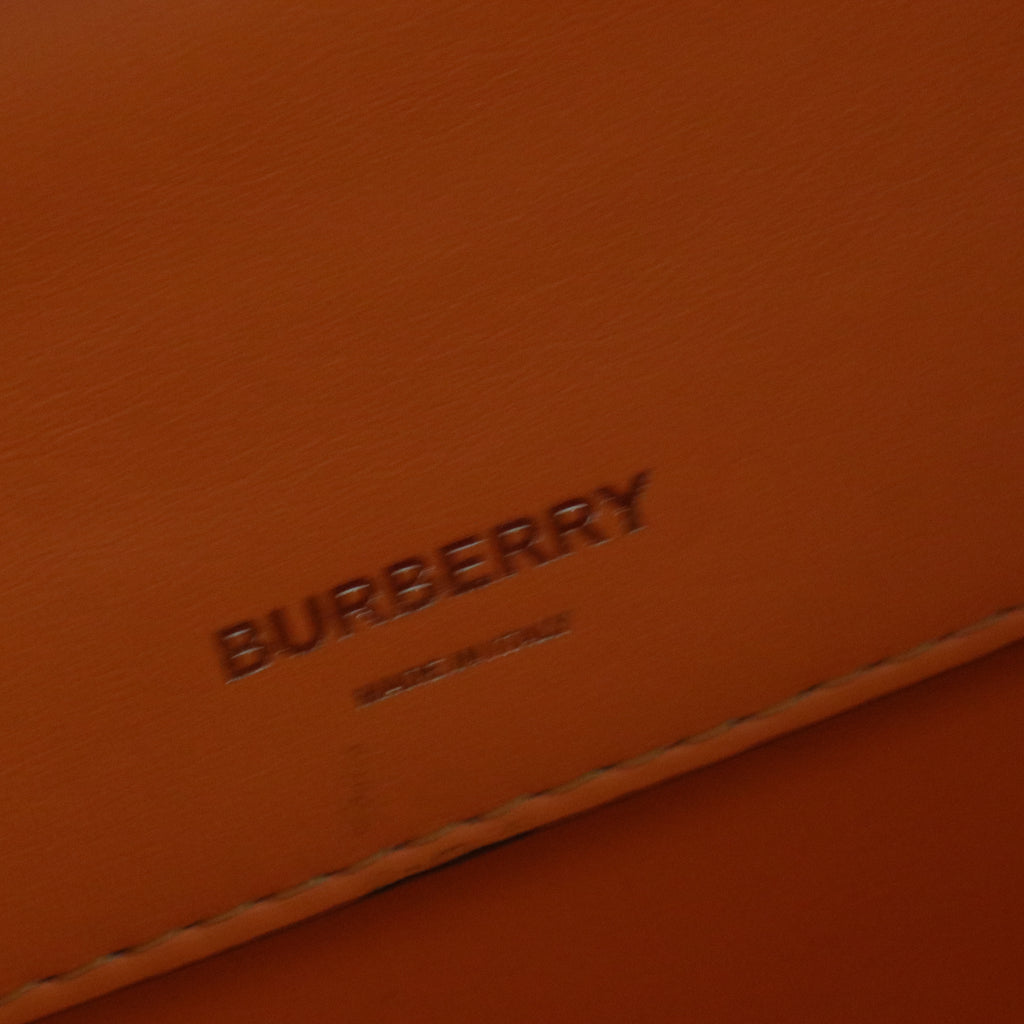 Handbag Burberry camel in leather