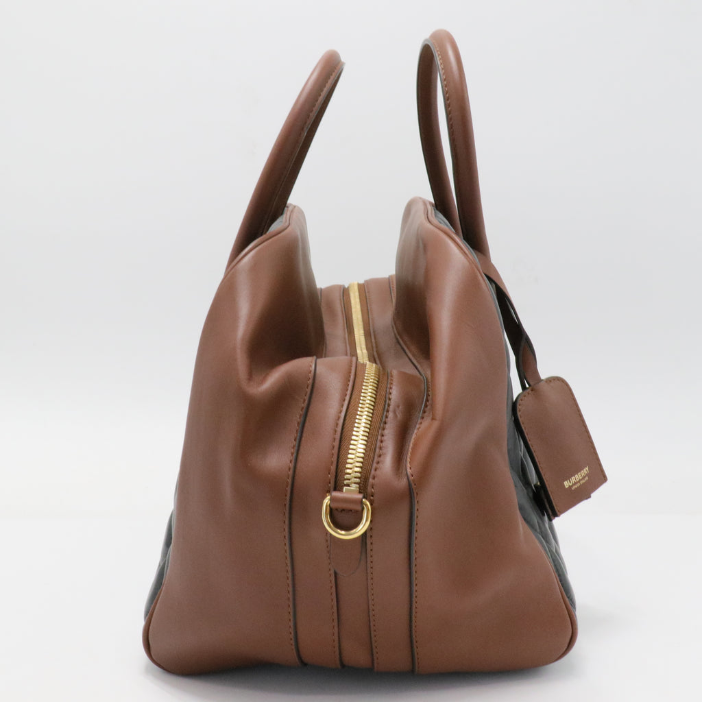 Handbag Burberry camel in leather