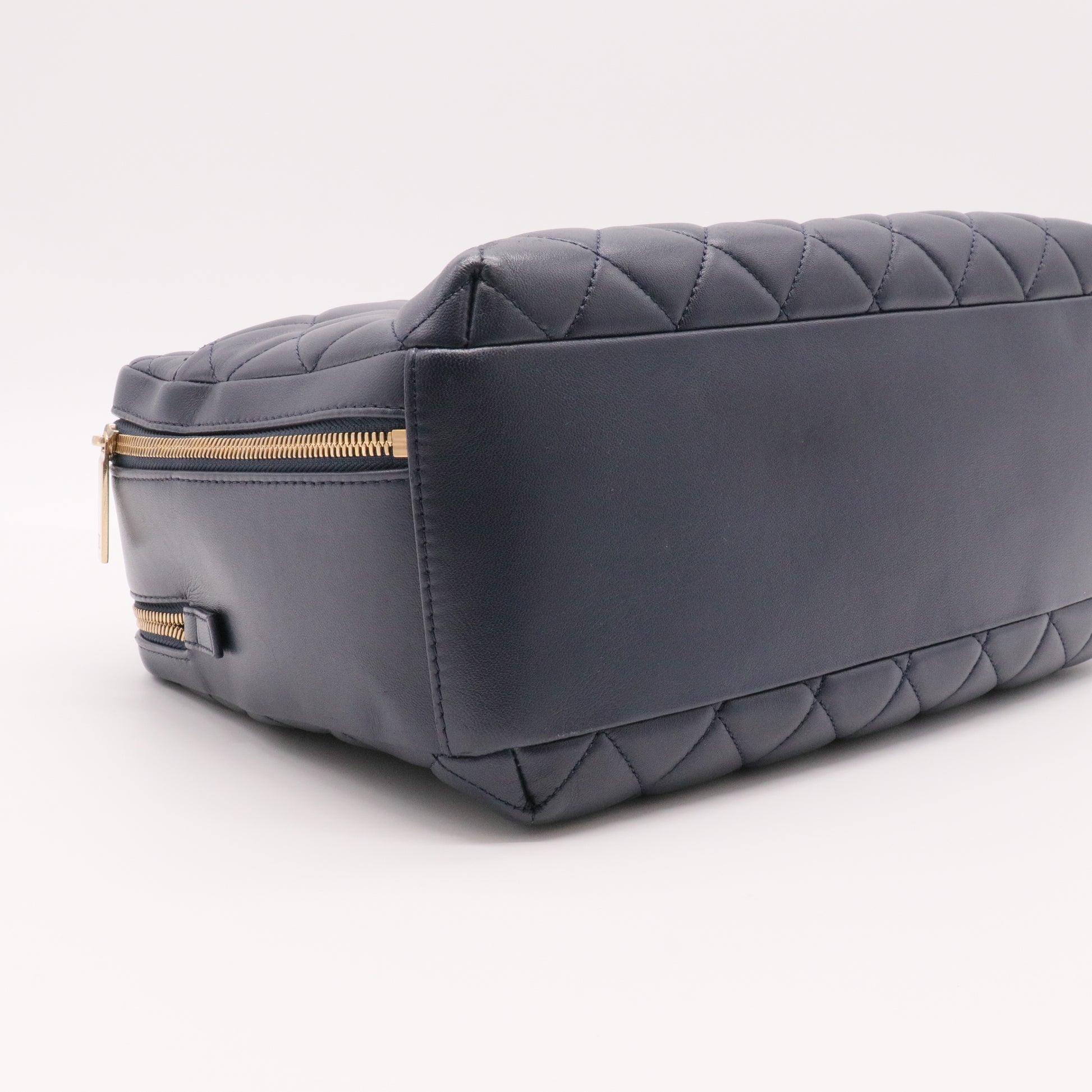 Lambskin Quilted Large Trendy CC Bowling Bag Black  twins