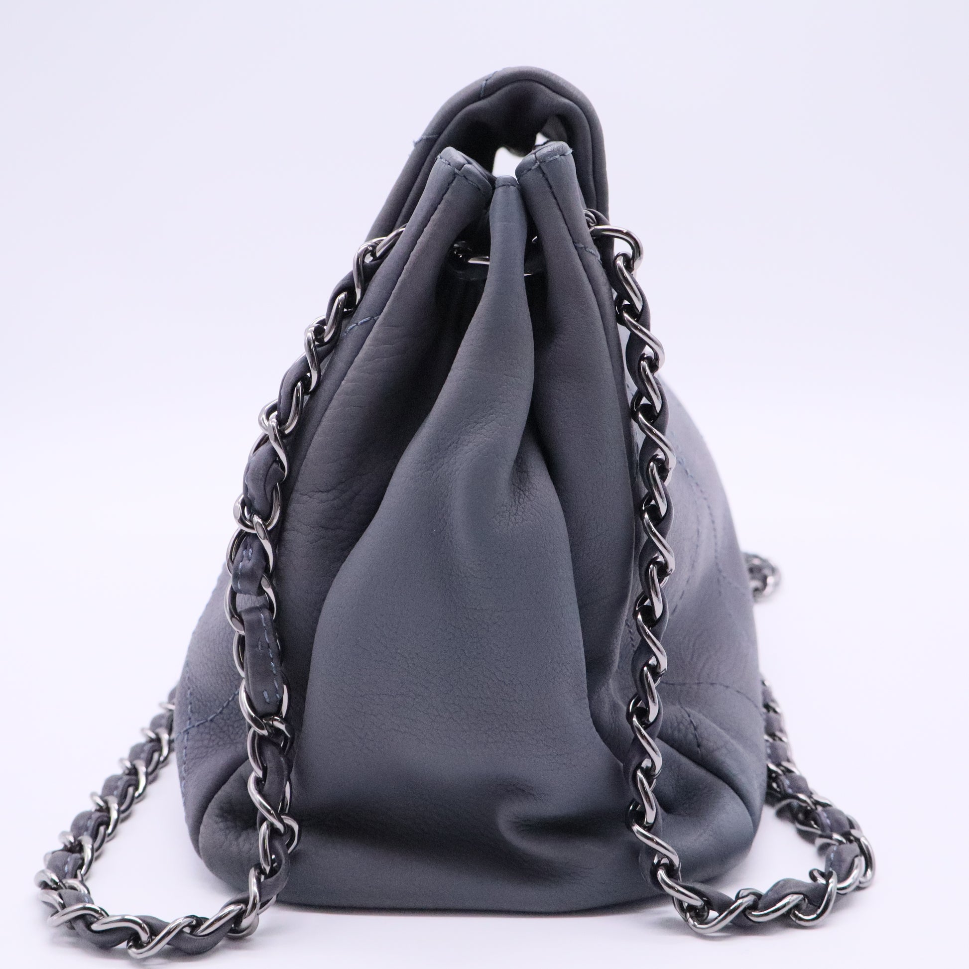 Washed Calfskin Quilted Hamptons Flap Bag Blue