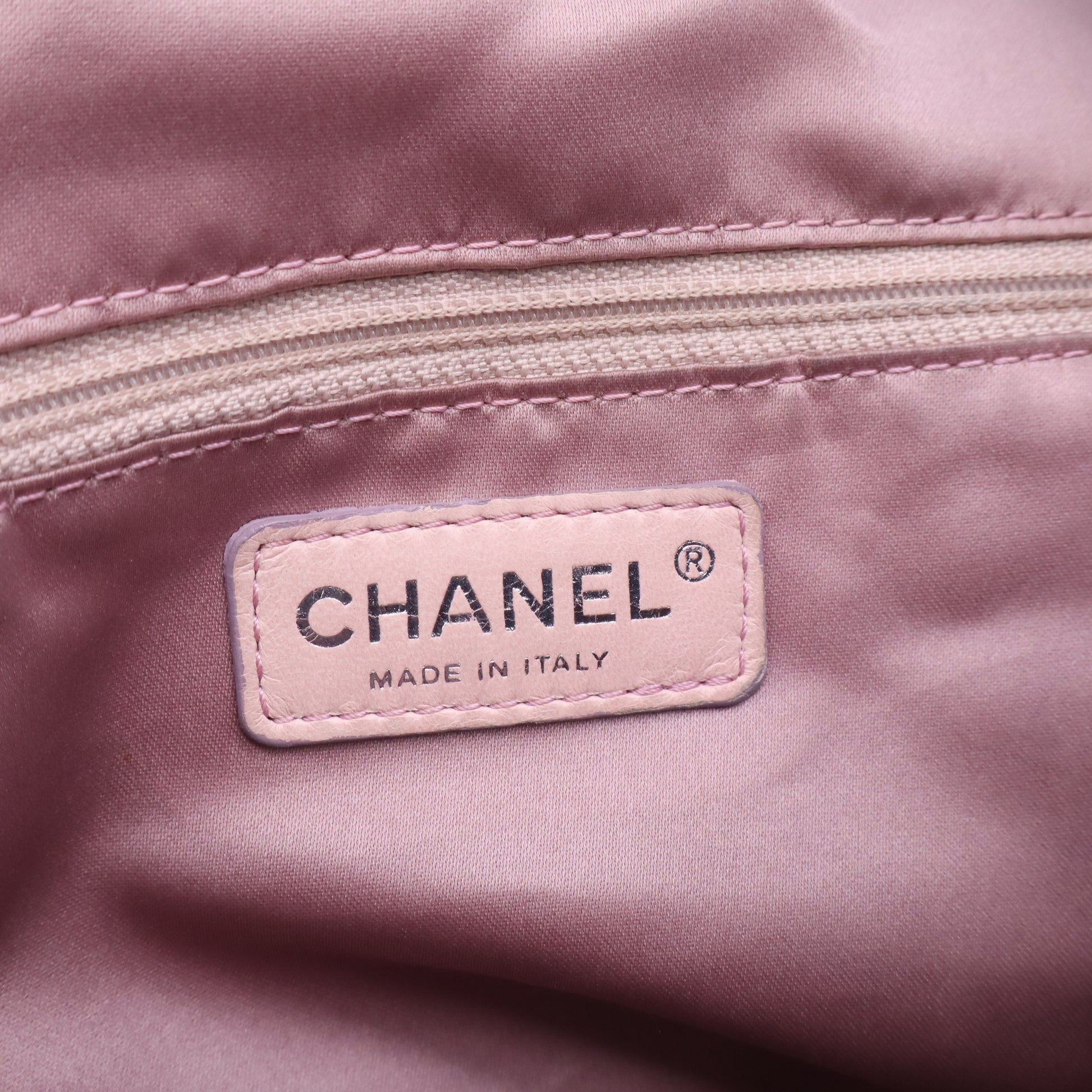 Chanel XL Soft Edgy Tote Bag B24067
