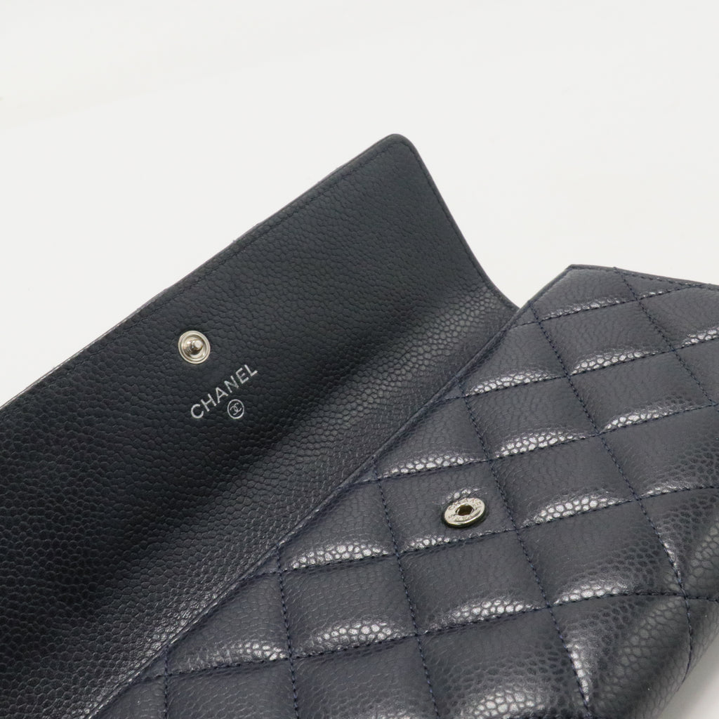 Caviar Quilted Large Gusset Flap Wallet Black