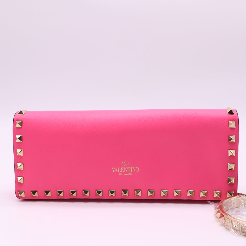 Valentino Garavani Rockstud Leather Bracelet Clutch Bag W21327