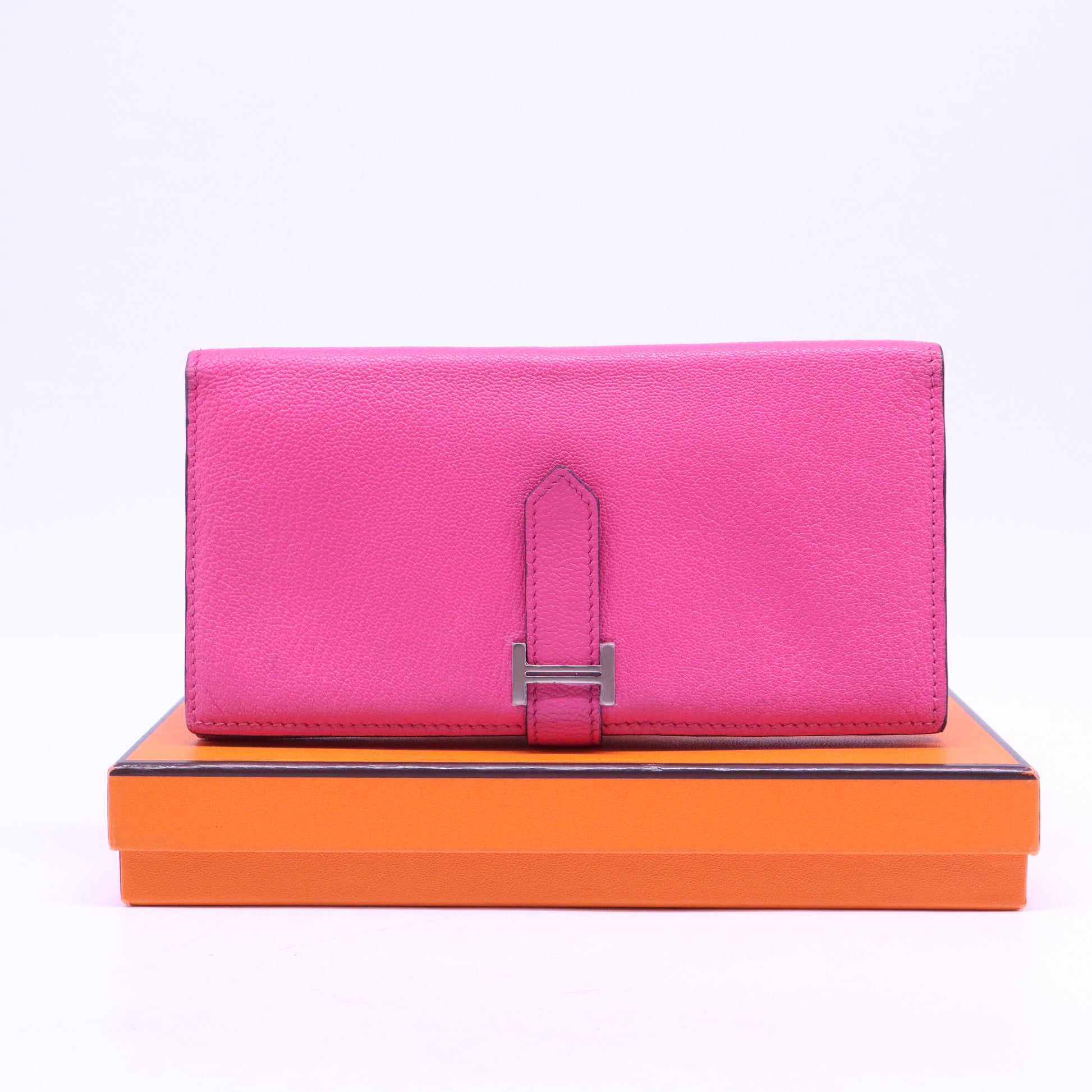 Rose Pourpre Chevre Mysore Leather Bearn Gusset Wallet W20653