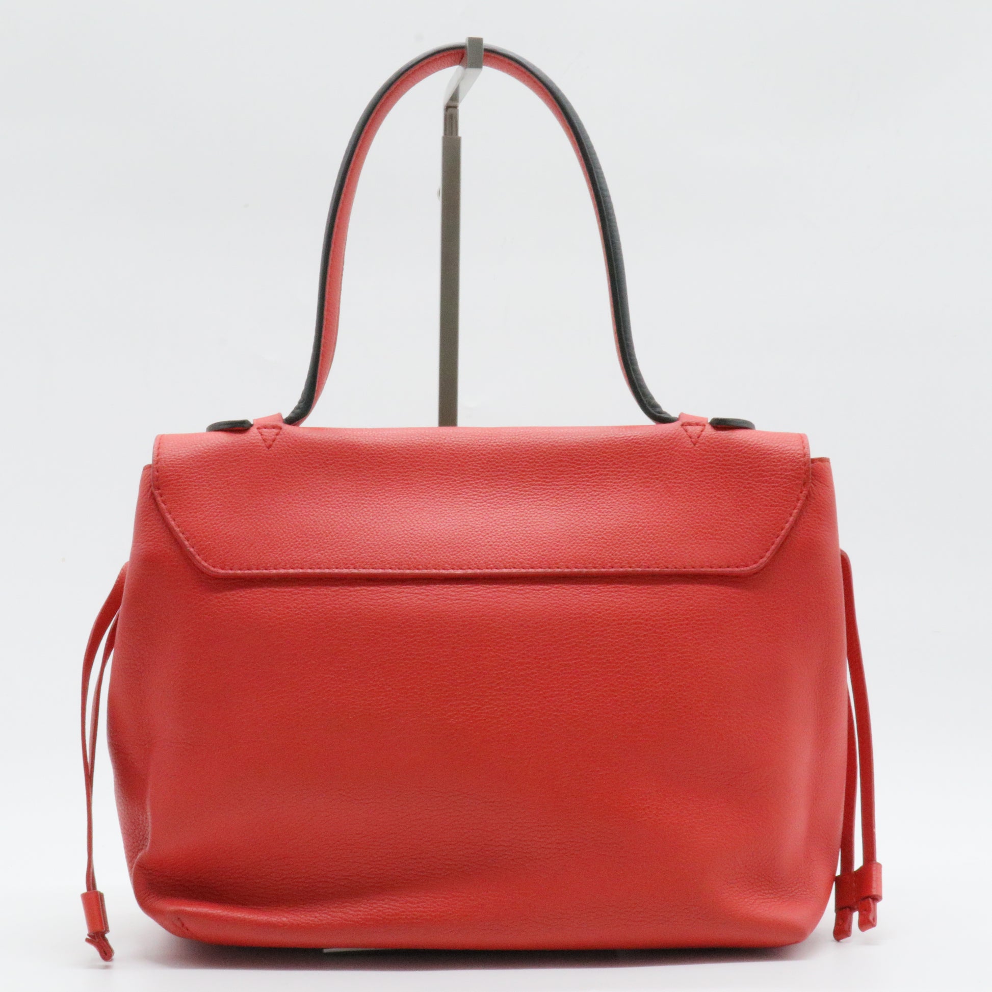 Lockme Handbag Leather PM