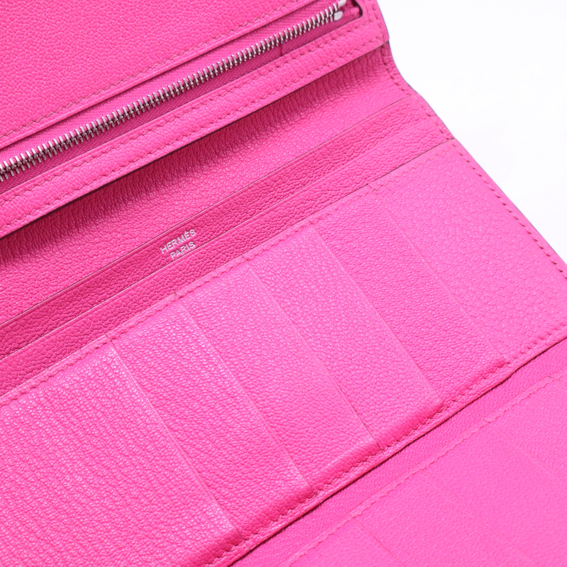 Rose Pourpre Chevre Mysore Leather Bearn Gusset Wallet W20653