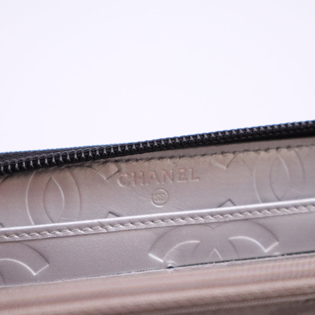 Calfskin Quilted Cambon Large Gusset Zip Around Wallet Black