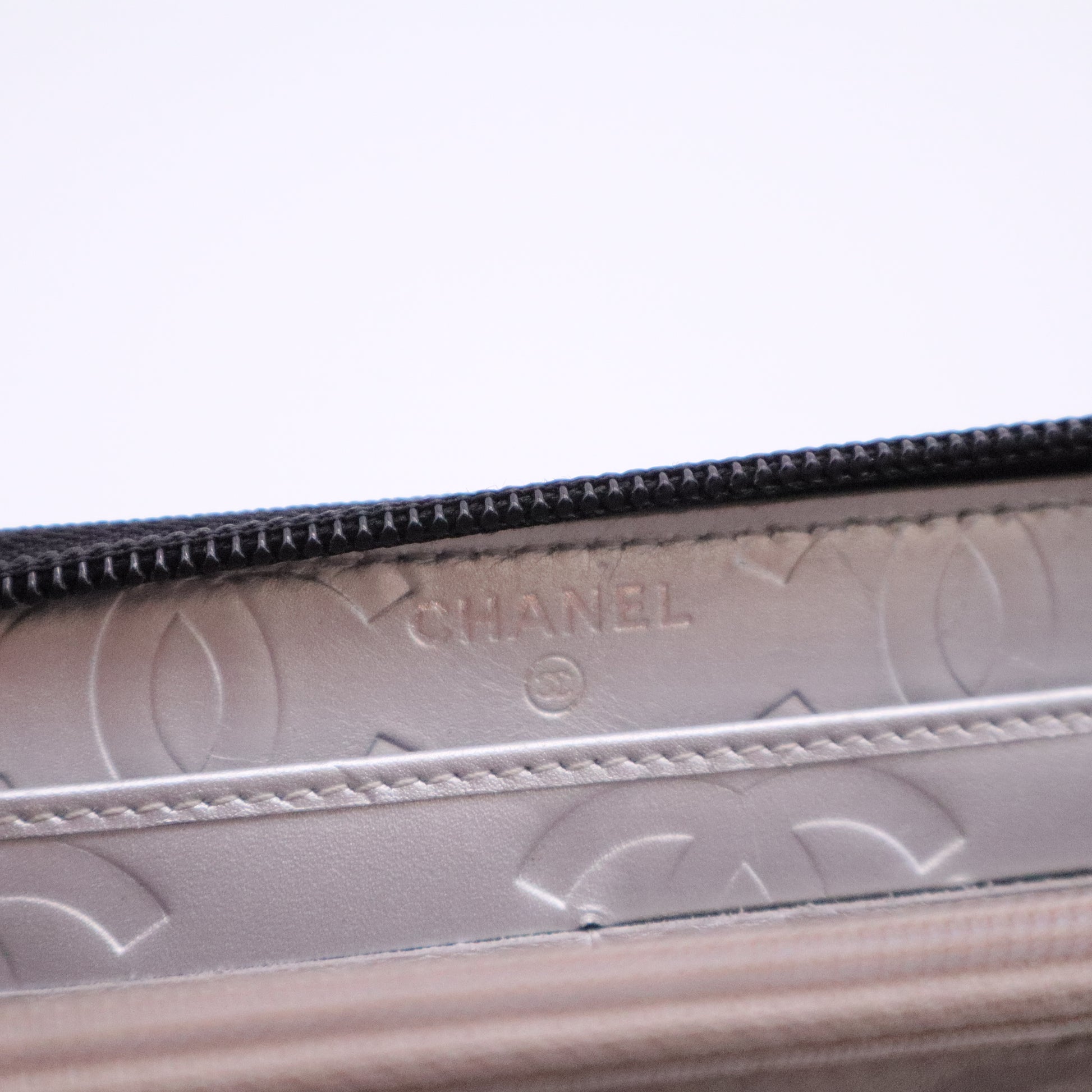 Calfskin Quilted Cambon Large Gusset Zip Around Wallet Black