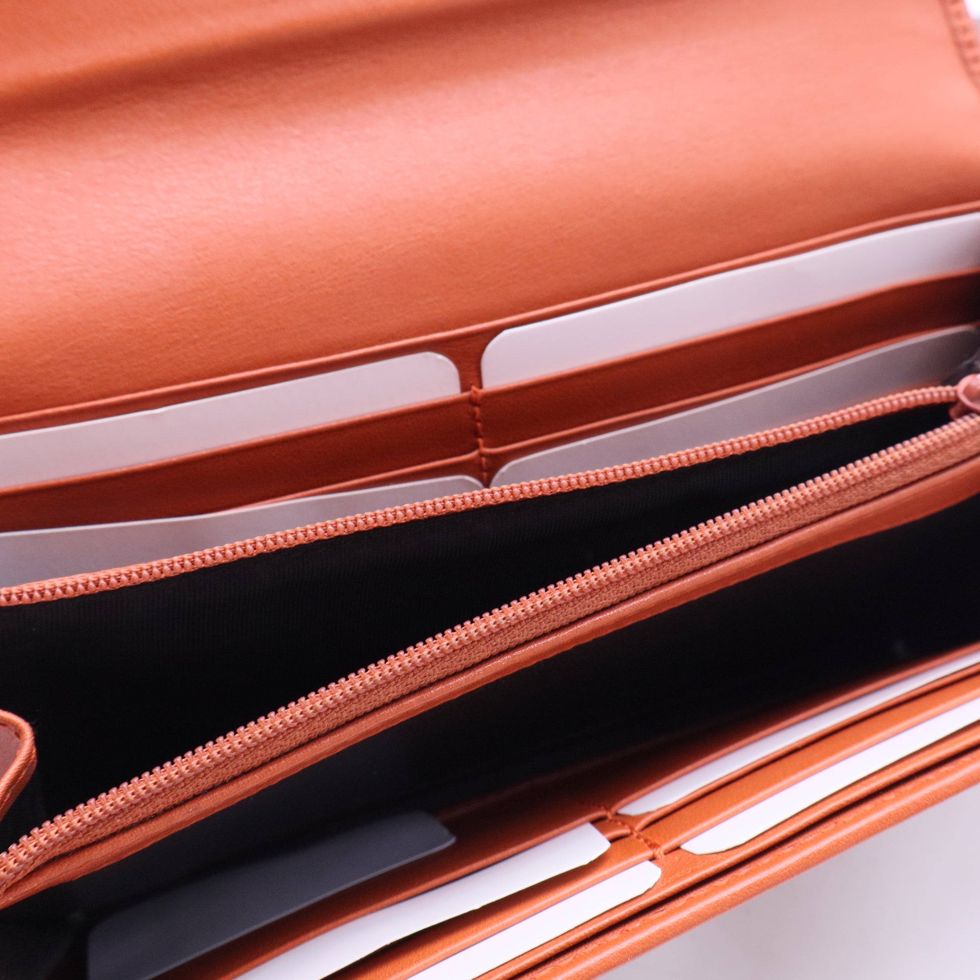 Interlocking G GG Canvas Long Wallet W20348